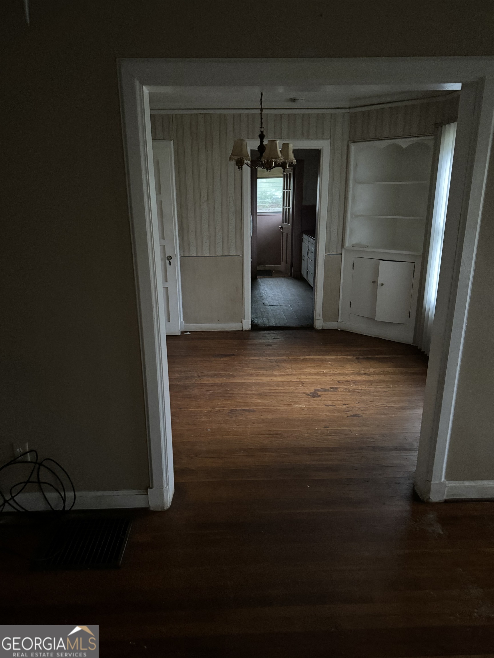 1643 Westhaven DR SW