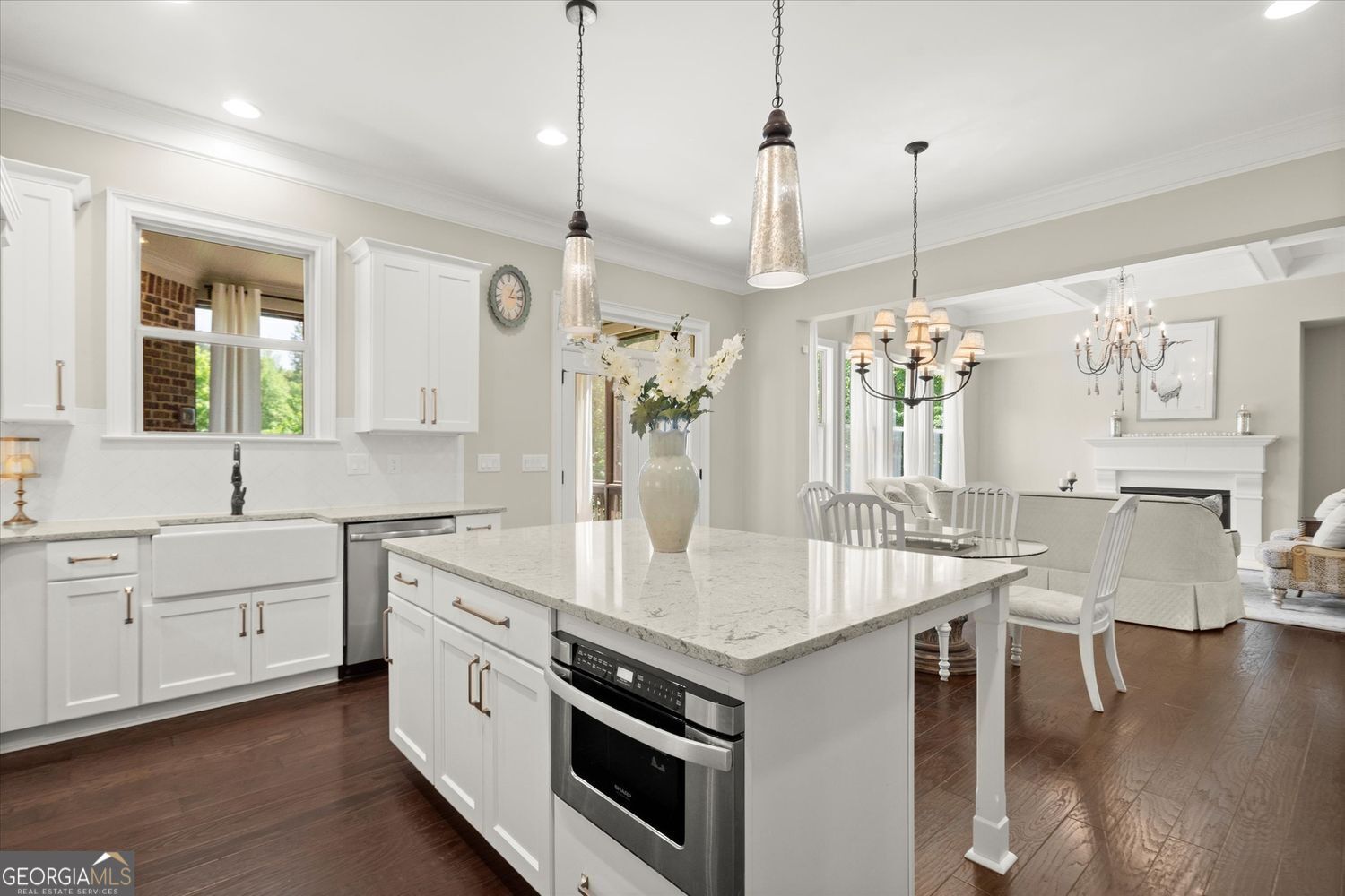 THE MANOR NORTH - Residential