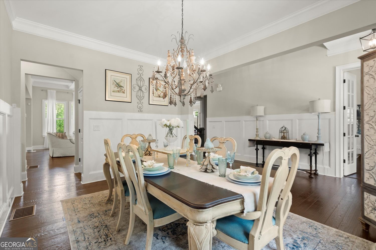 THE MANOR NORTH - Residential