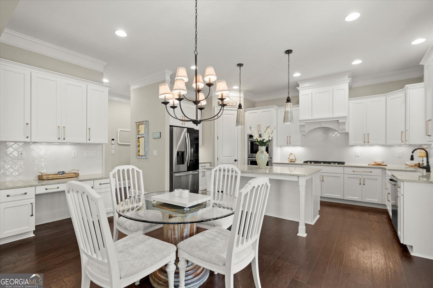 THE MANOR NORTH - Residential