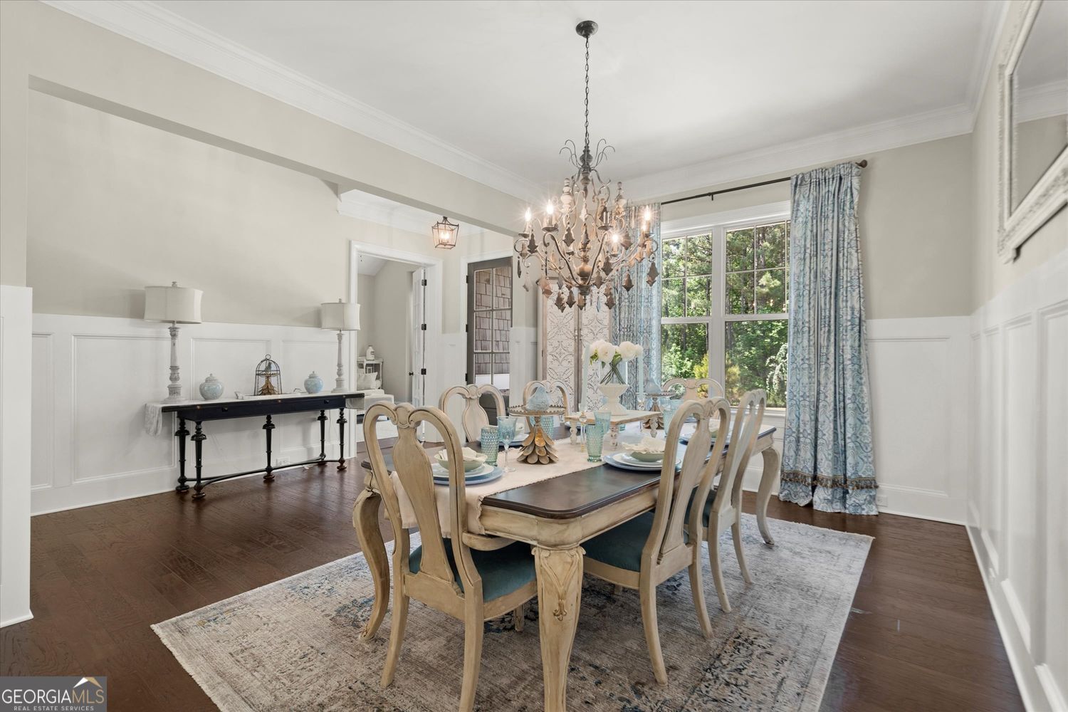 THE MANOR NORTH - Residential
