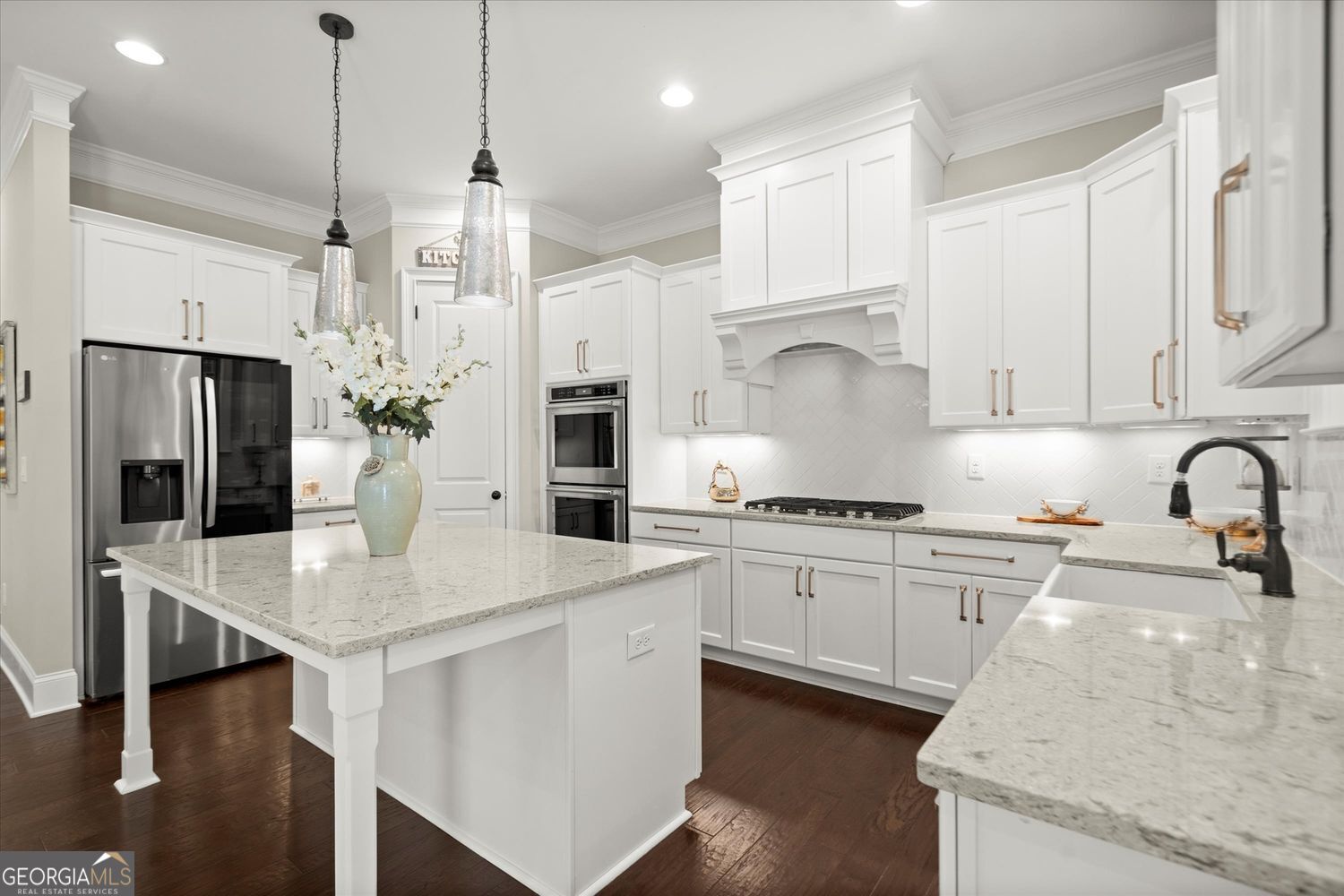 THE MANOR NORTH - Residential