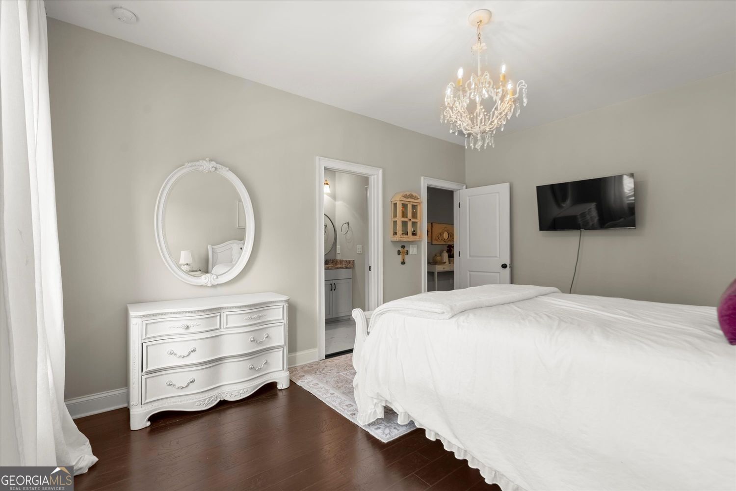 THE MANOR NORTH - Residential