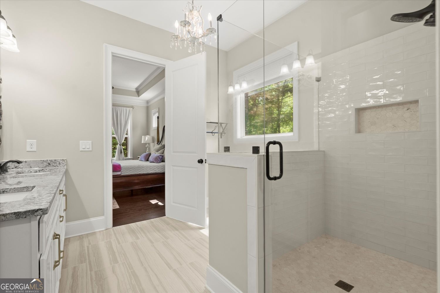THE MANOR NORTH - Residential