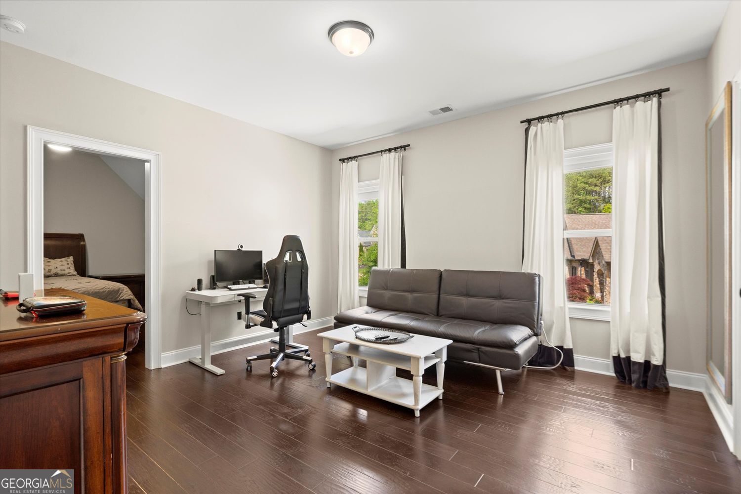 THE MANOR NORTH - Residential