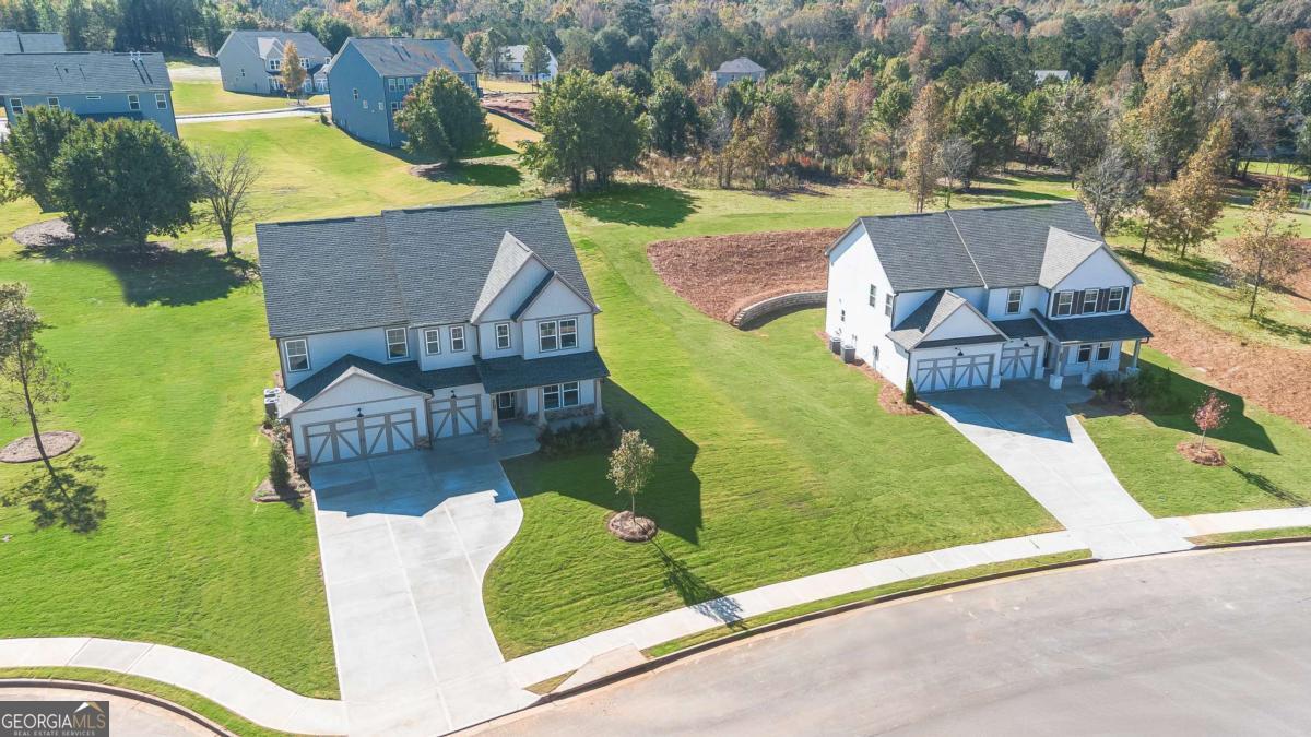 1141 Gage LN