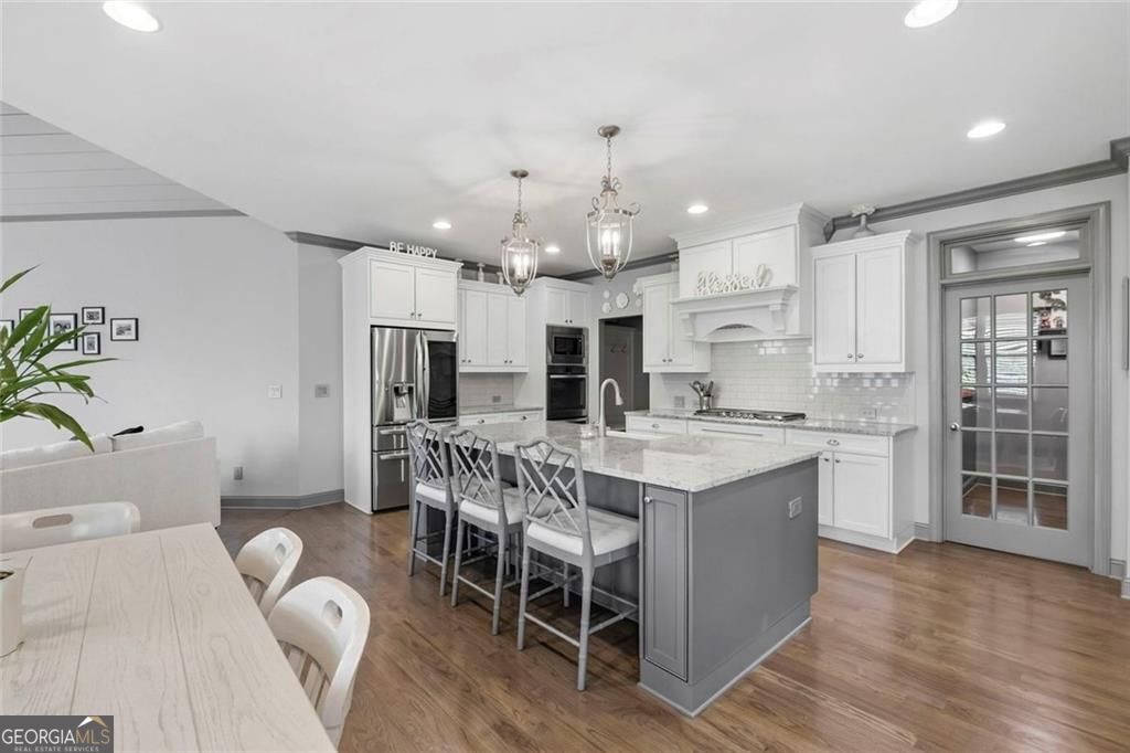 3745 Williams Point DR