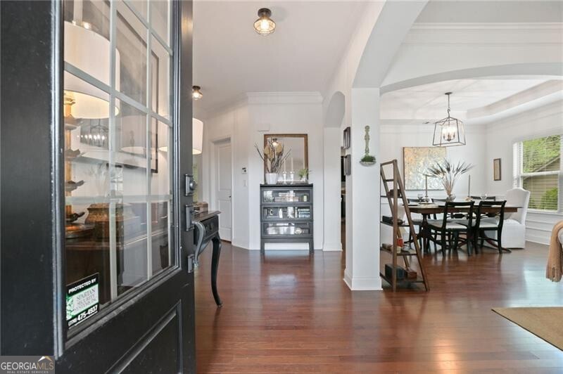 5335 Fairmont GLN
