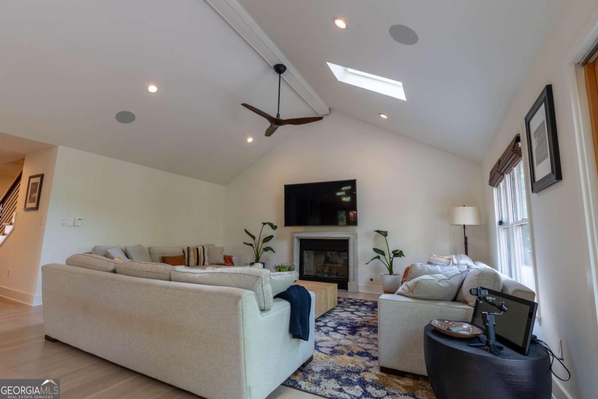 242 Sosebee DR