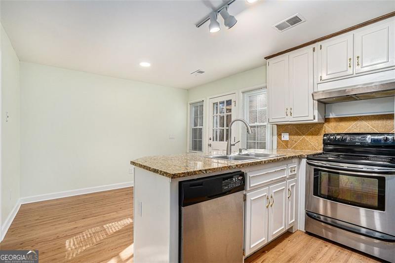 CARROLL MANOR - Residential