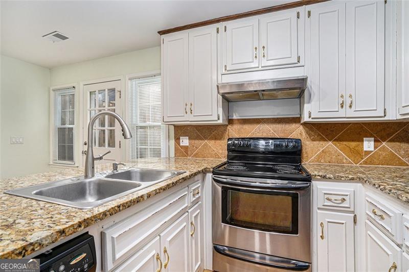 CARROLL MANOR - Residential