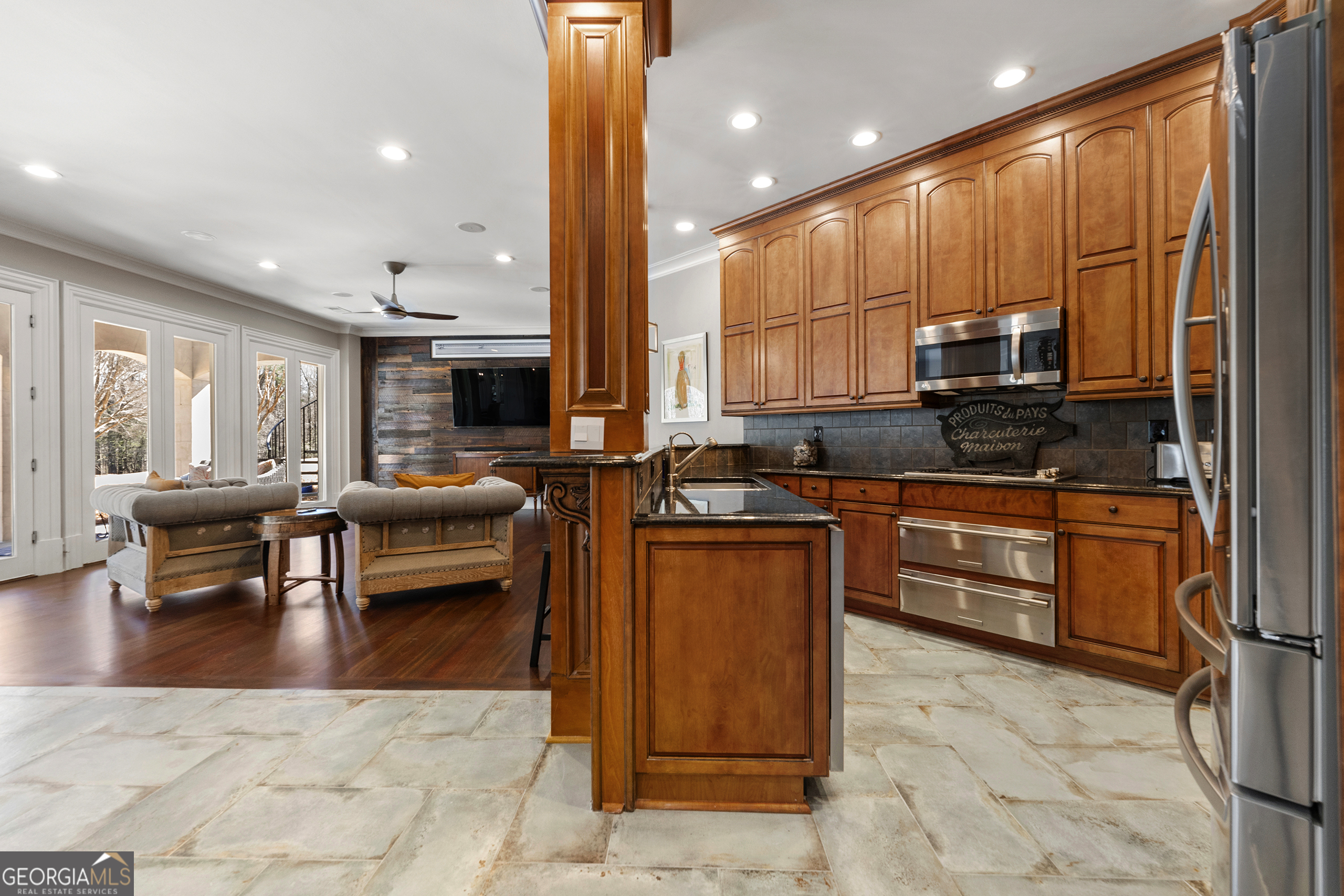 Fayetteville, Georgia 30214, United States, 6 Bedrooms Bedrooms, ,8 BathroomsBathrooms,Residential,Pending,84677