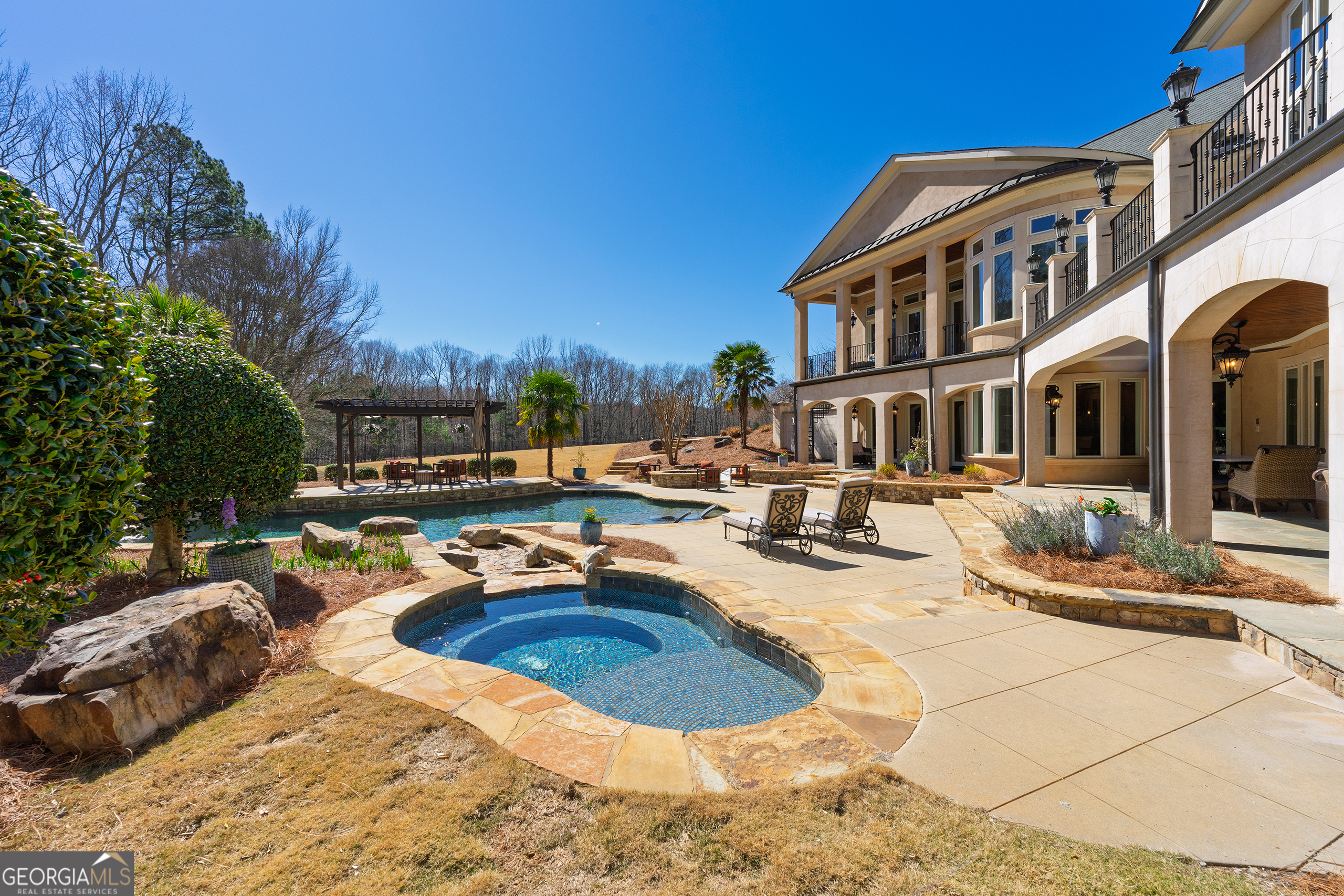 Fayetteville, Georgia 30214, United States, 6 Bedrooms Bedrooms, ,8 BathroomsBathrooms,Residential,Pending,84677