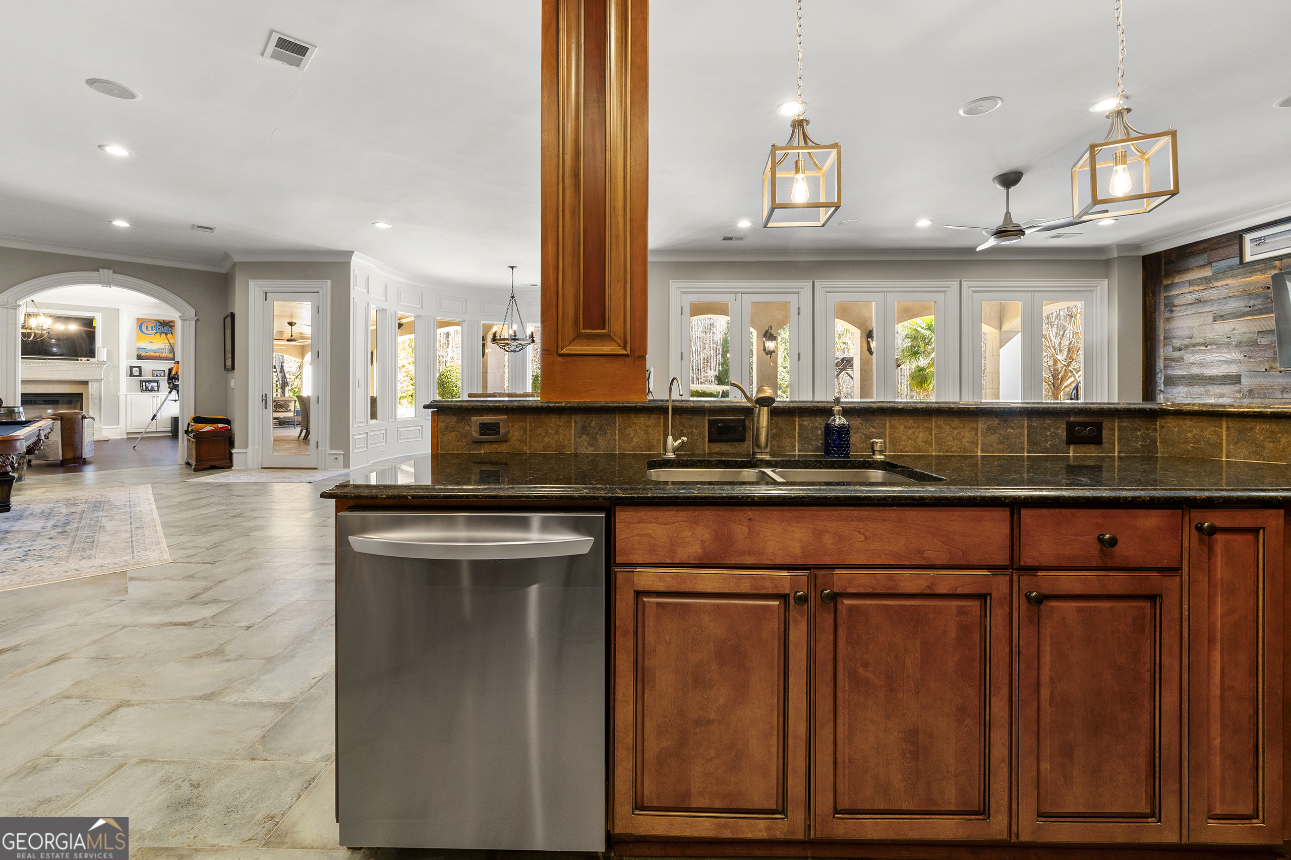 Fayetteville, Georgia 30214, United States, 6 Bedrooms Bedrooms, ,8 BathroomsBathrooms,Residential,Pending,84677