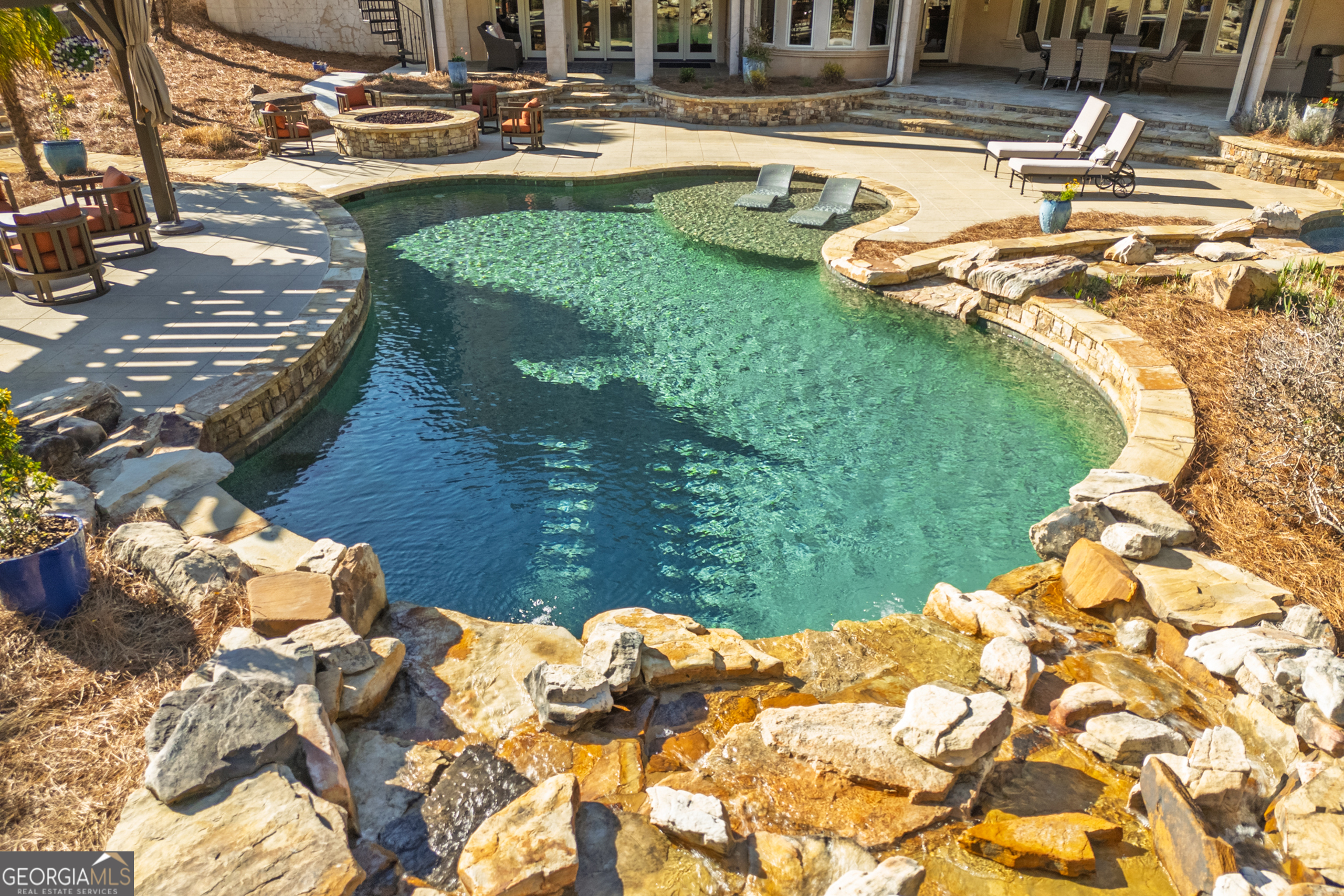 Fayetteville, Georgia 30214, United States, 6 Bedrooms Bedrooms, ,8 BathroomsBathrooms,Residential,Pending,84677