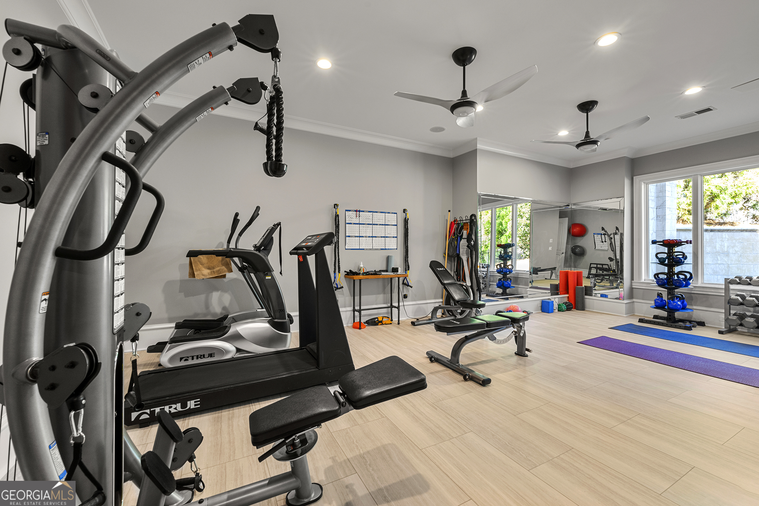 Fayetteville, Georgia 30214, United States, 6 Bedrooms Bedrooms, ,8 BathroomsBathrooms,Residential,Pending,84677