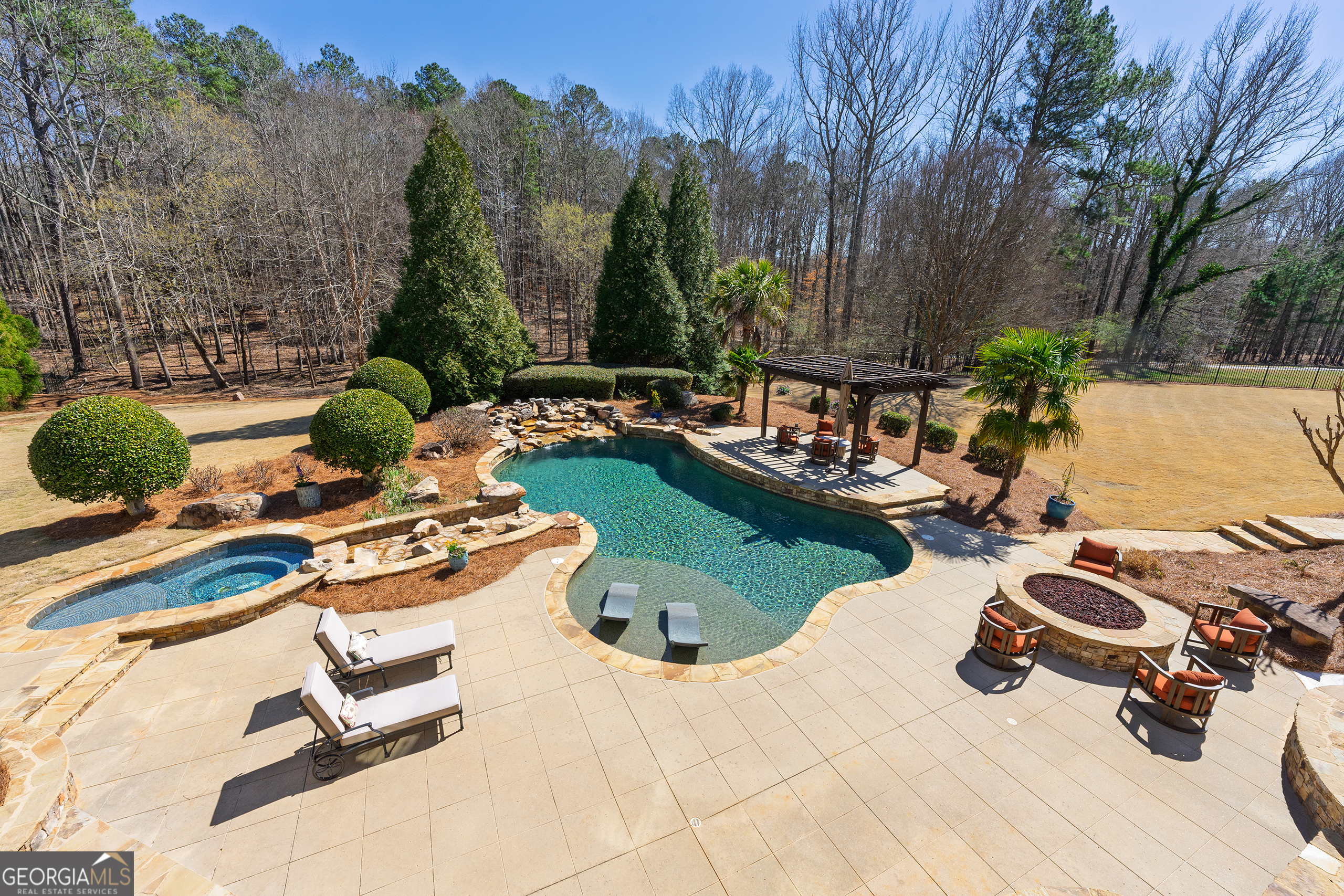 Fayetteville, Georgia 30214, United States, 6 Bedrooms Bedrooms, ,8 BathroomsBathrooms,Residential,Pending,84677