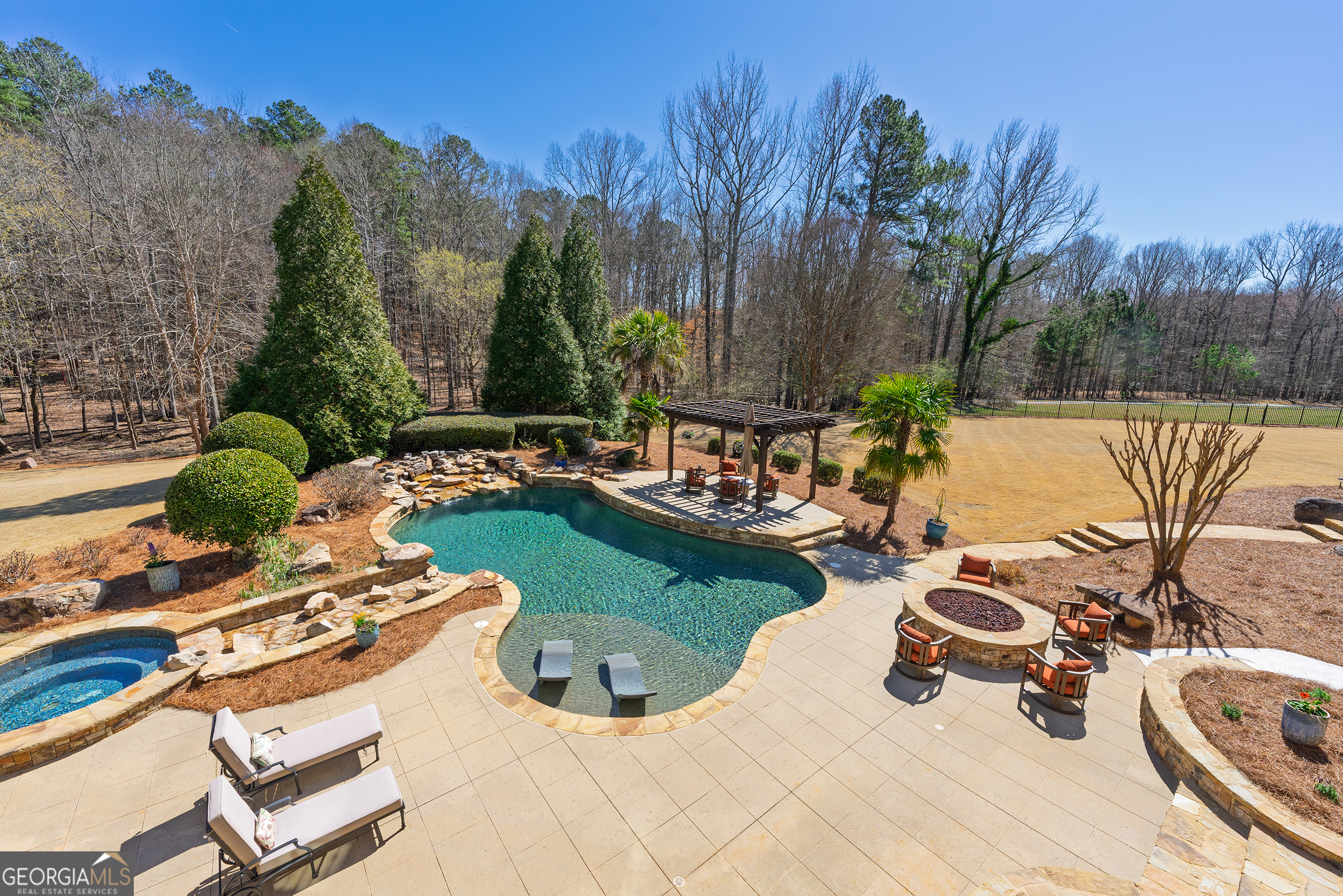 Fayetteville, Georgia 30214, United States, 6 Bedrooms Bedrooms, ,8 BathroomsBathrooms,Residential,Pending,84677