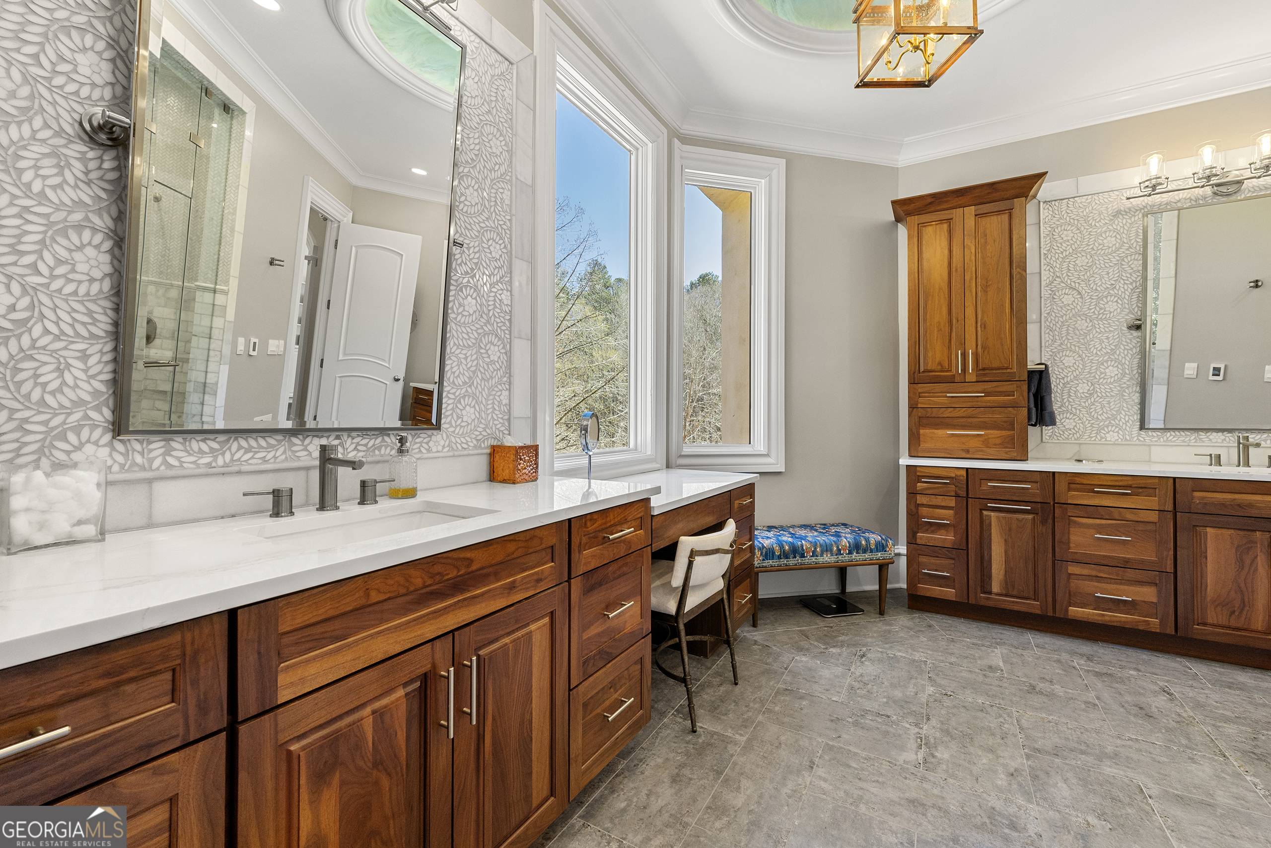 Fayetteville, Georgia 30214, United States, 6 Bedrooms Bedrooms, ,8 BathroomsBathrooms,Residential,Pending,84677