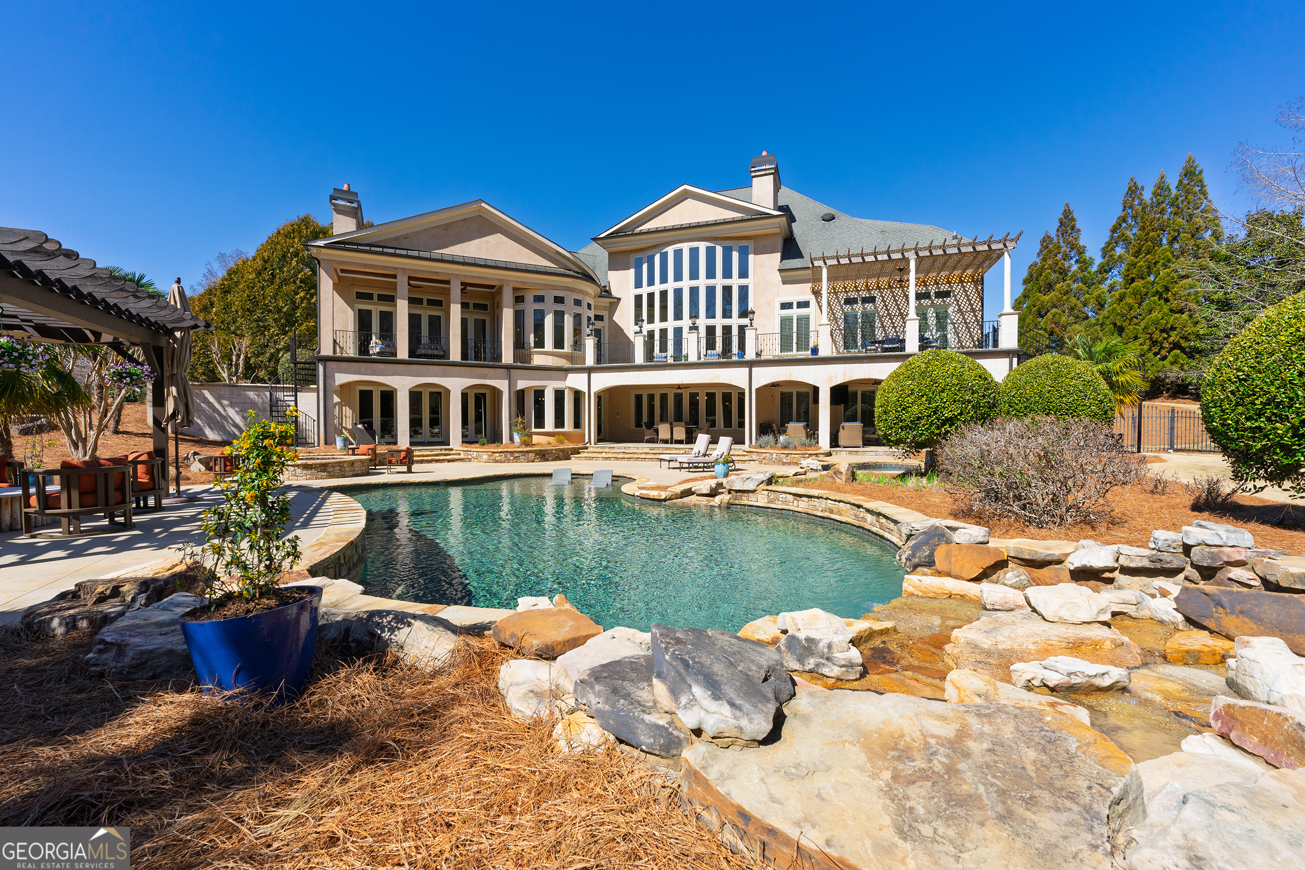 Fayetteville, Georgia 30214, United States, 6 Bedrooms Bedrooms, ,8 BathroomsBathrooms,Residential,Pending,84677