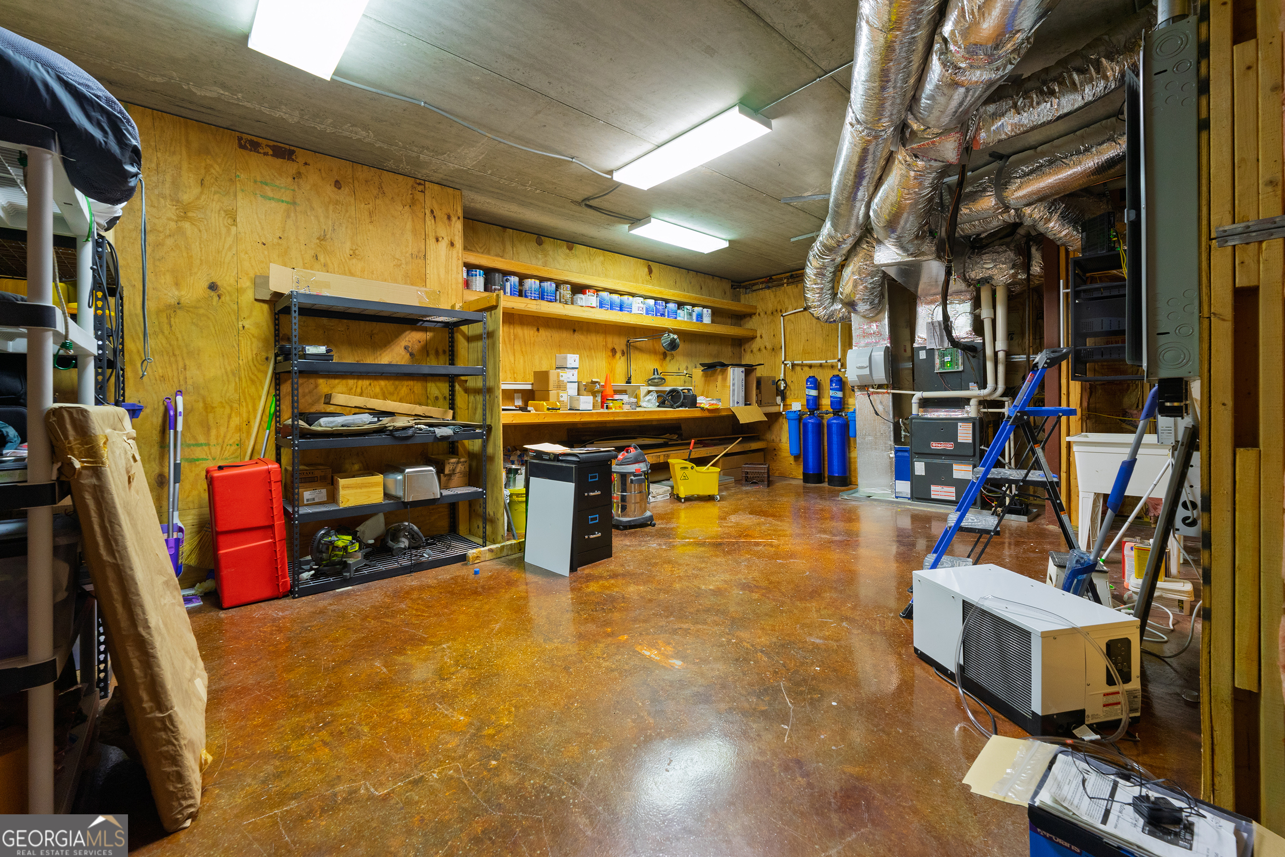 Fayetteville, Georgia 30214, United States, 6 Bedrooms Bedrooms, ,8 BathroomsBathrooms,Residential,Pending,84677