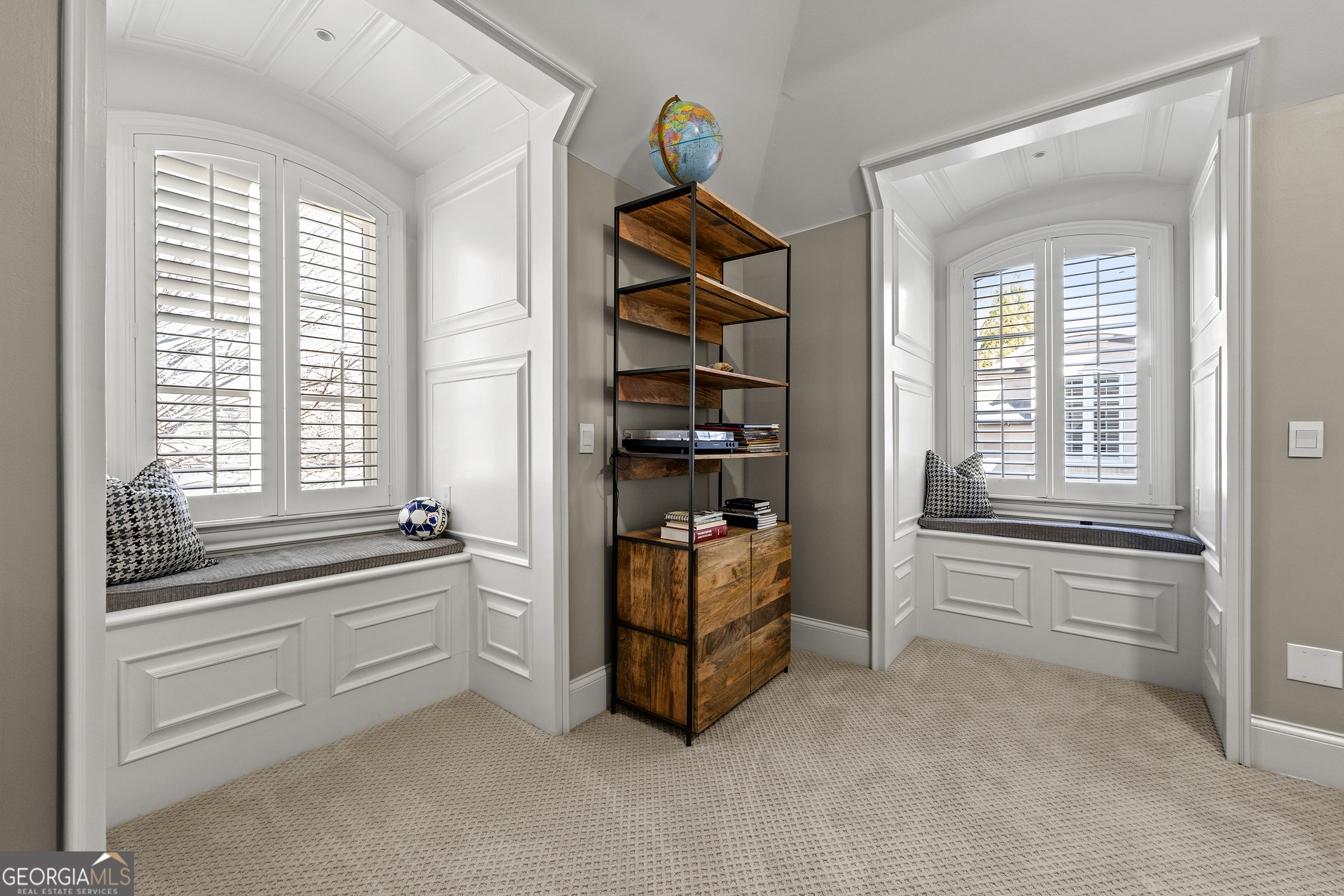 Fayetteville, Georgia 30214, United States, 6 Bedrooms Bedrooms, ,8 BathroomsBathrooms,Residential,Pending,84677