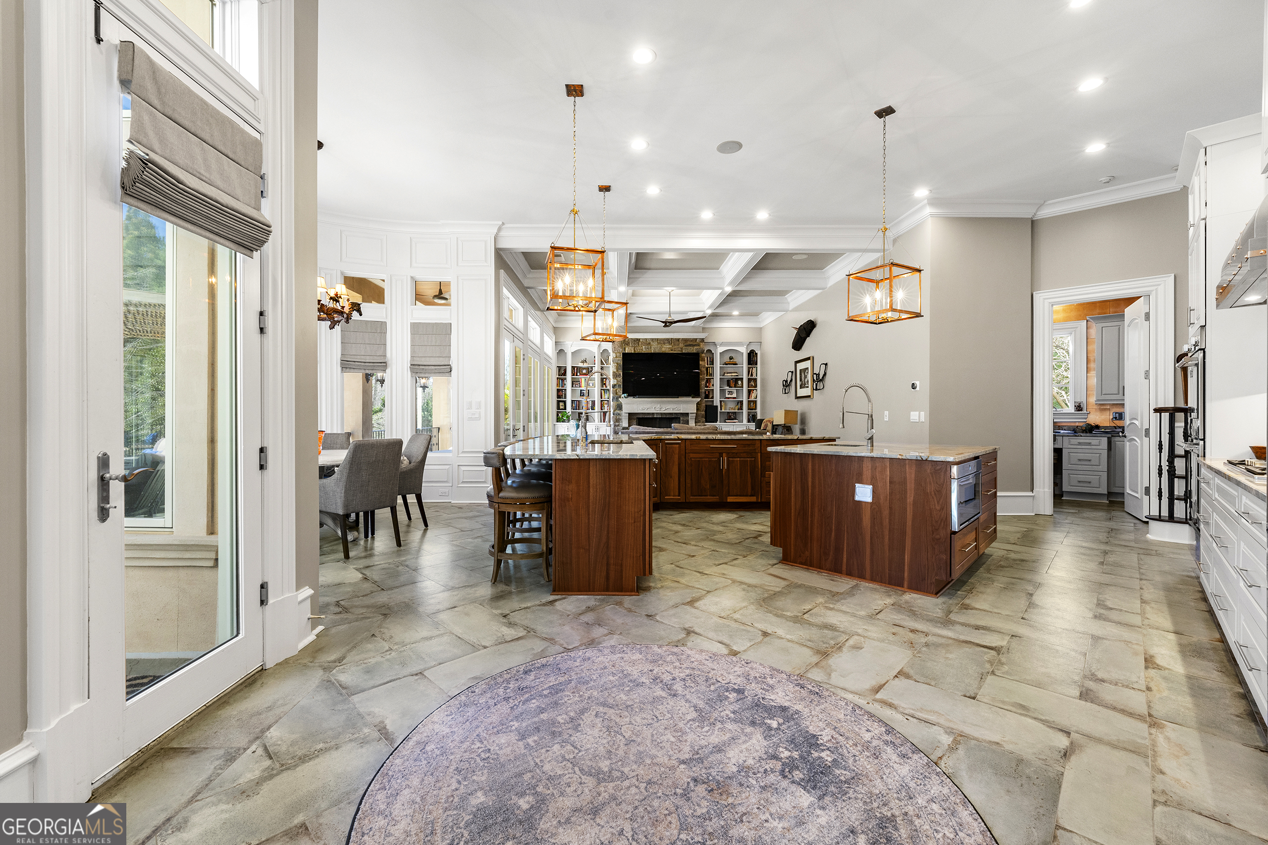 Fayetteville, Georgia 30214, United States, 6 Bedrooms Bedrooms, ,8 BathroomsBathrooms,Residential,Pending,84677