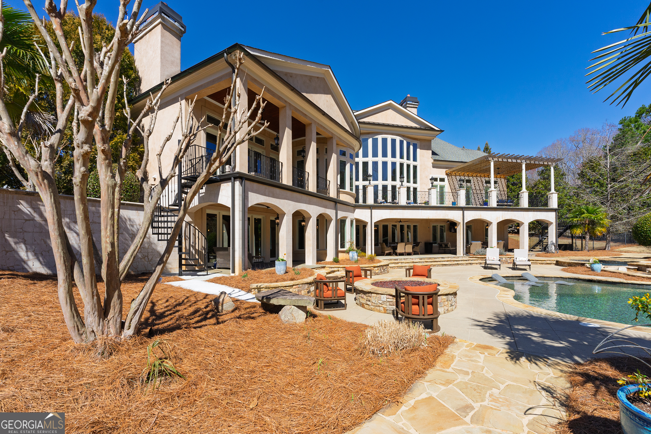 Fayetteville, Georgia 30214, United States, 6 Bedrooms Bedrooms, ,8 BathroomsBathrooms,Residential,Pending,84677