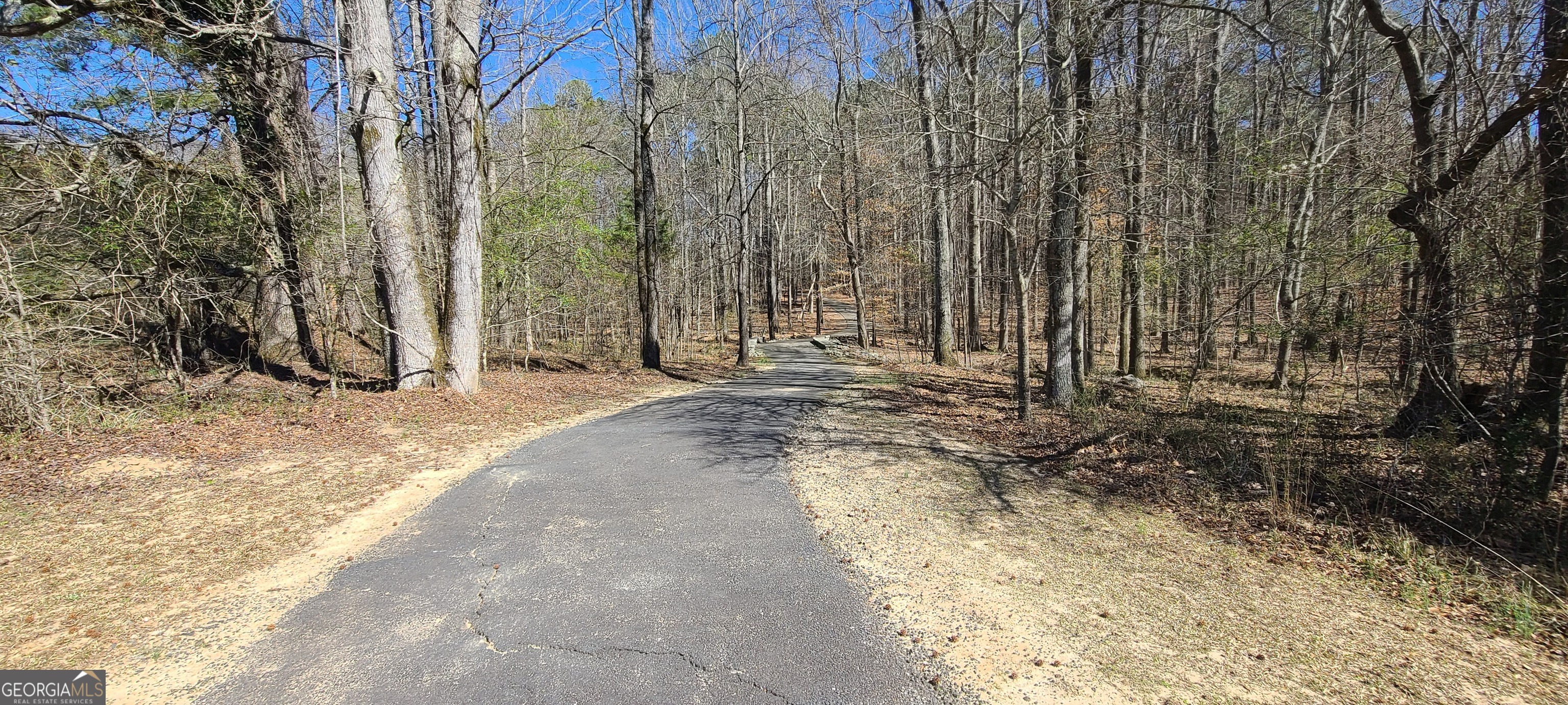 Fayetteville, Georgia 30214, United States, 6 Bedrooms Bedrooms, ,8 BathroomsBathrooms,Residential,Pending,84677