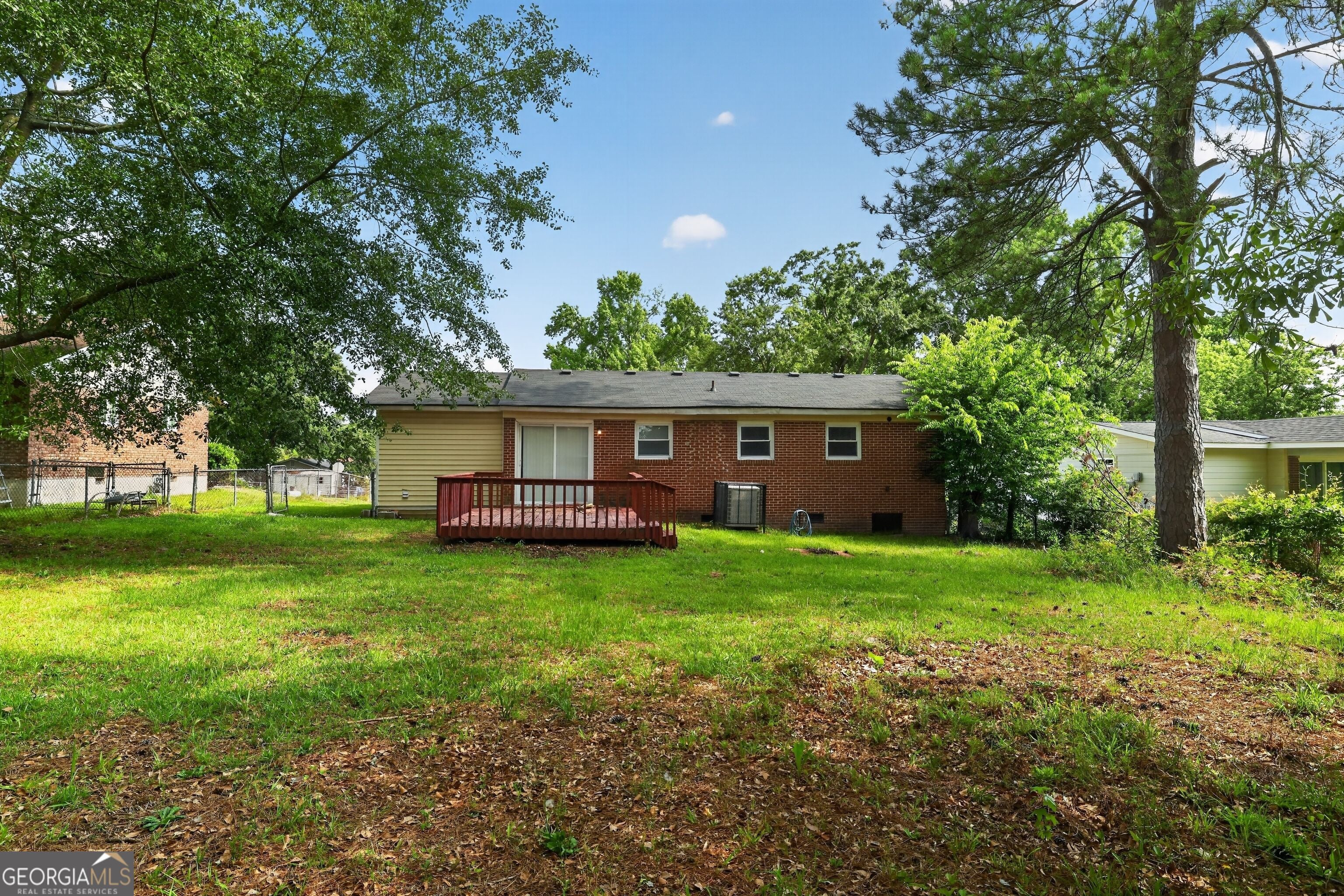 1714 Apple Valley DR