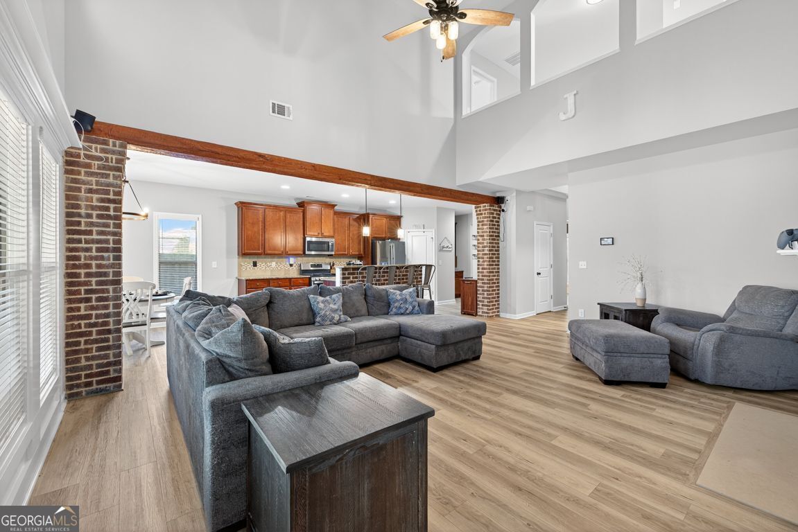 748 HAWKINS CREEK DR