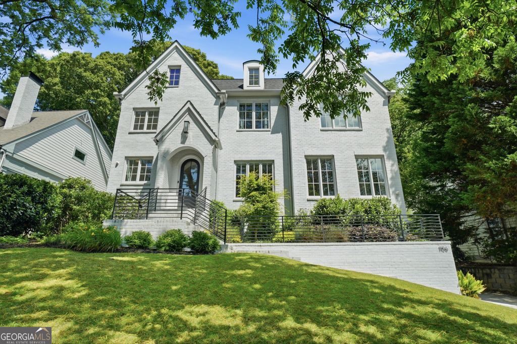 Photo of 1106 Lanier Boulevard NE, Atlanta, GA 30306 (MLS # 10764234)