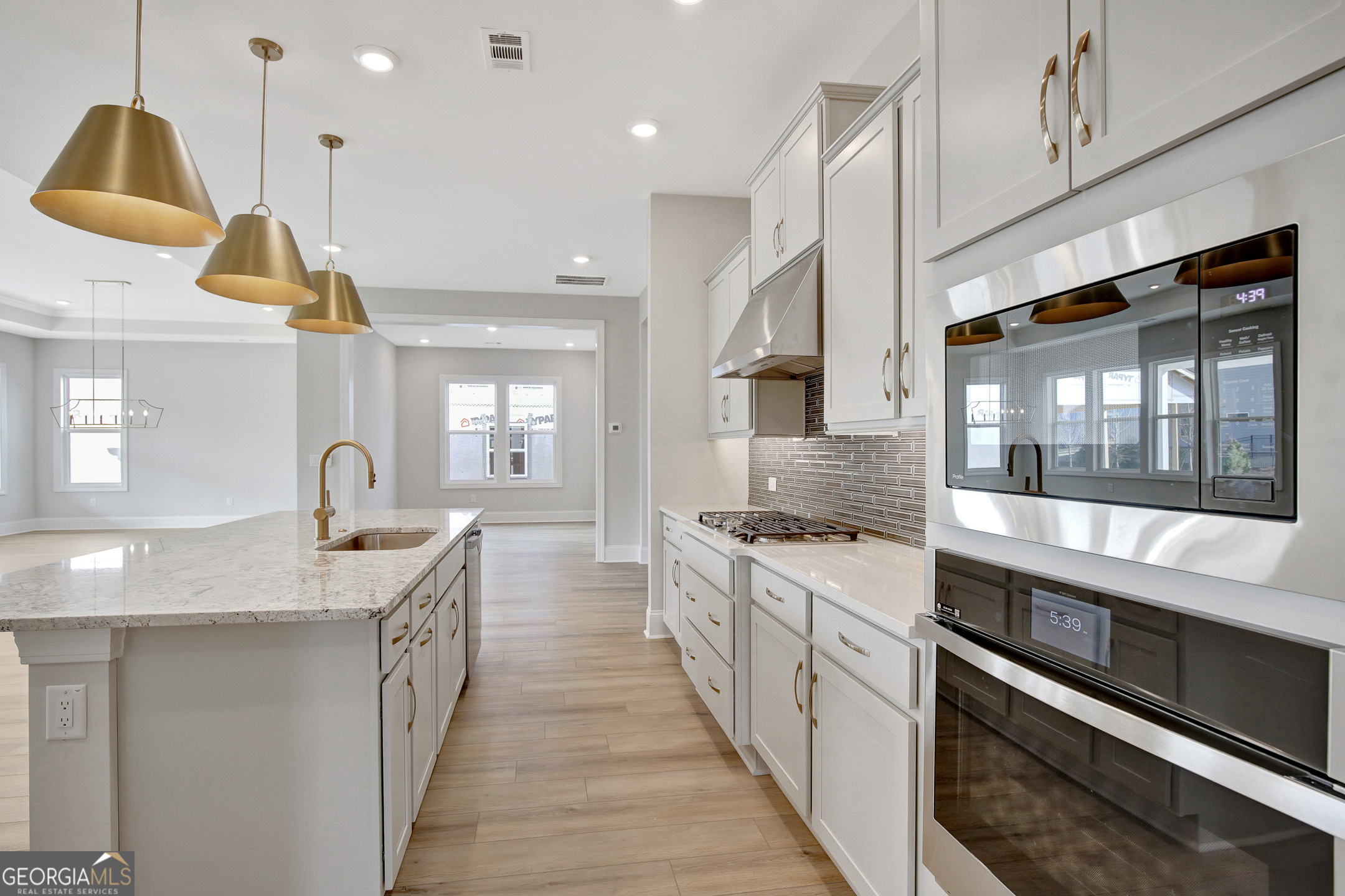 173 Club Cresswind DR