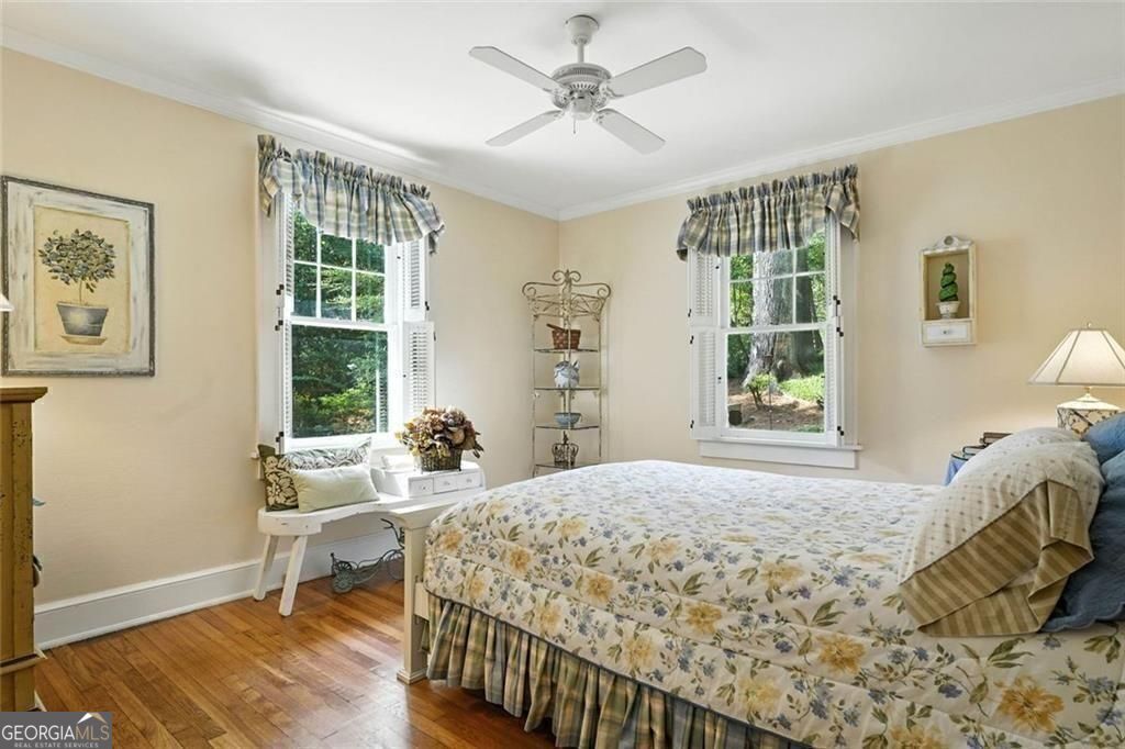 PEACHTREE HEIGHTS - Residential