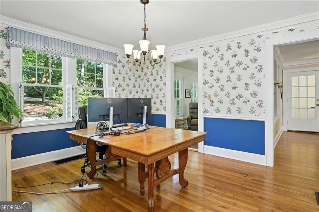PEACHTREE HEIGHTS - Residential