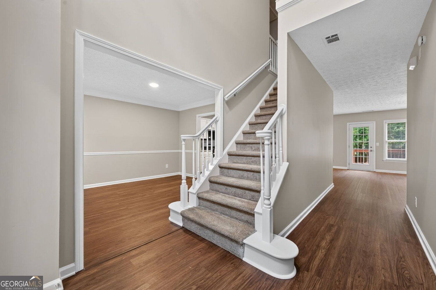 375 Saybrooke XING