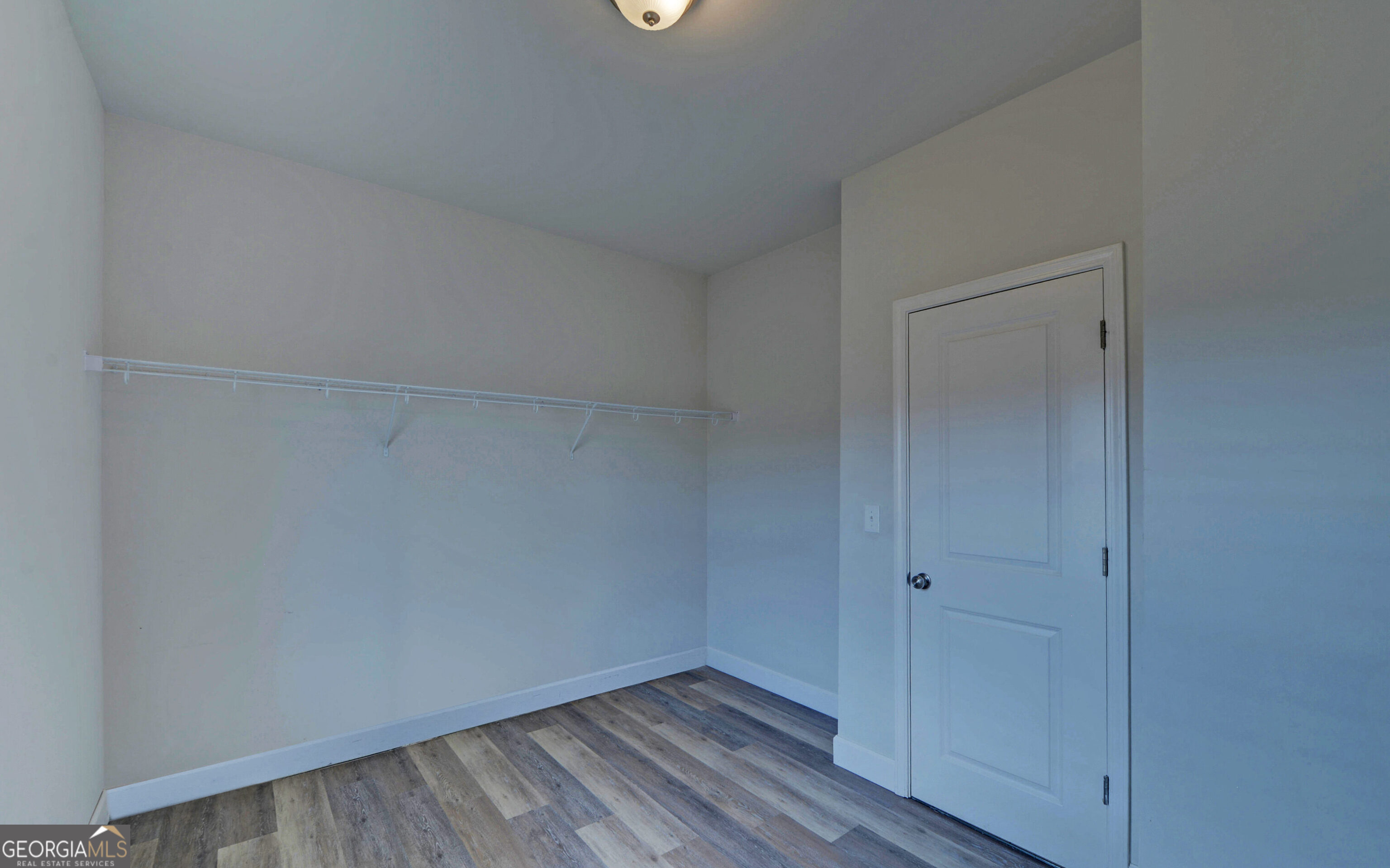 Huntington Manor - Residential