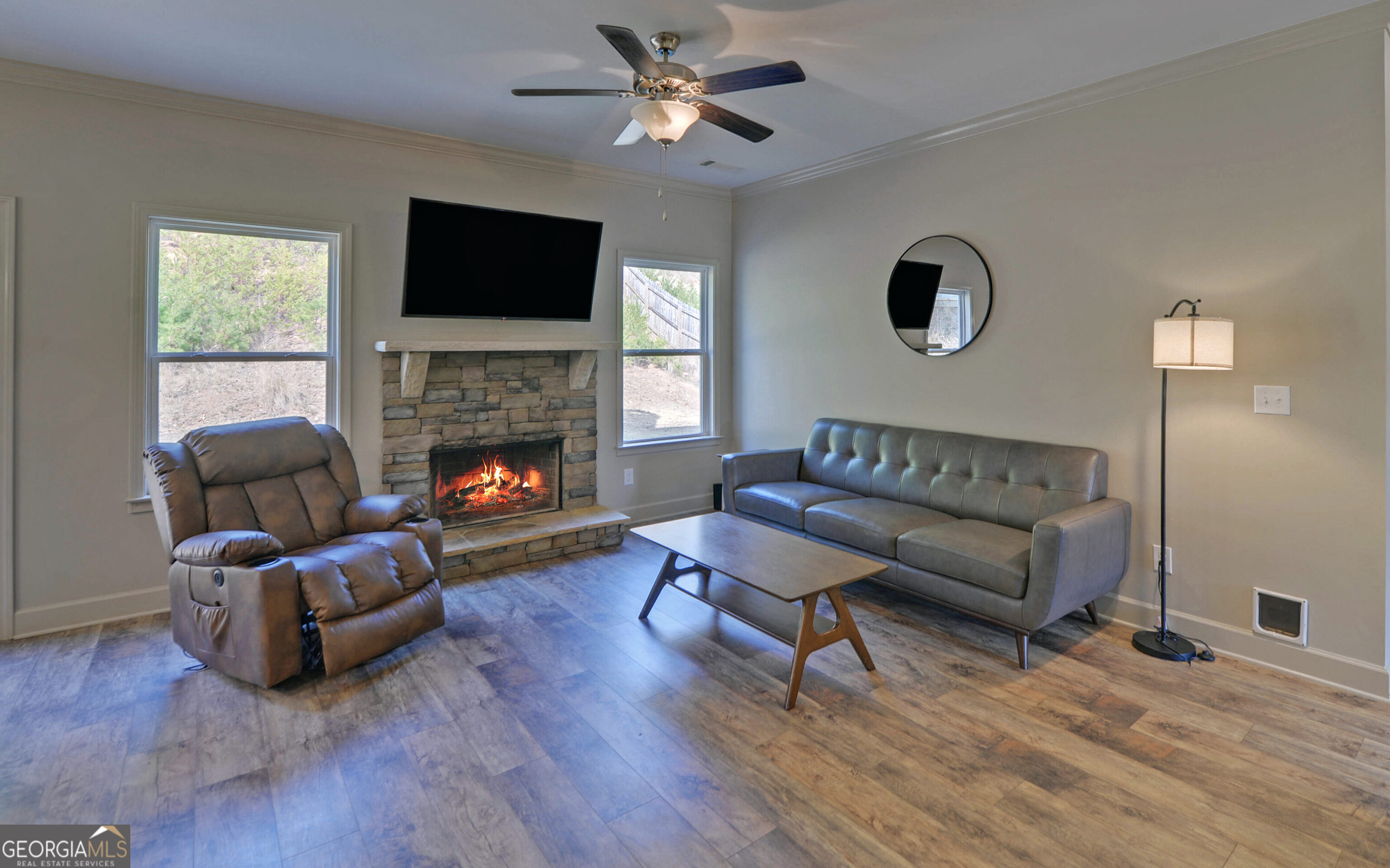 Huntington Manor - Residential