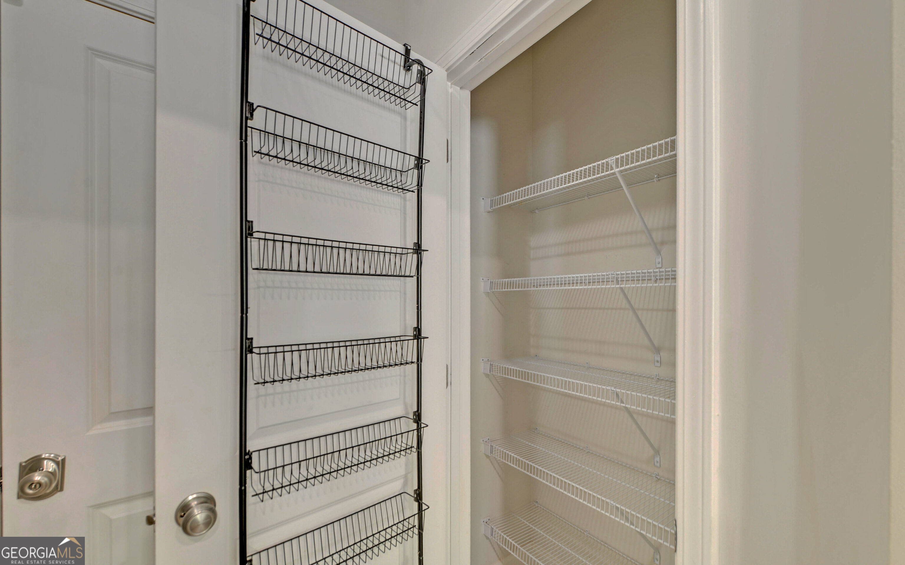 Huntington Manor - Residential