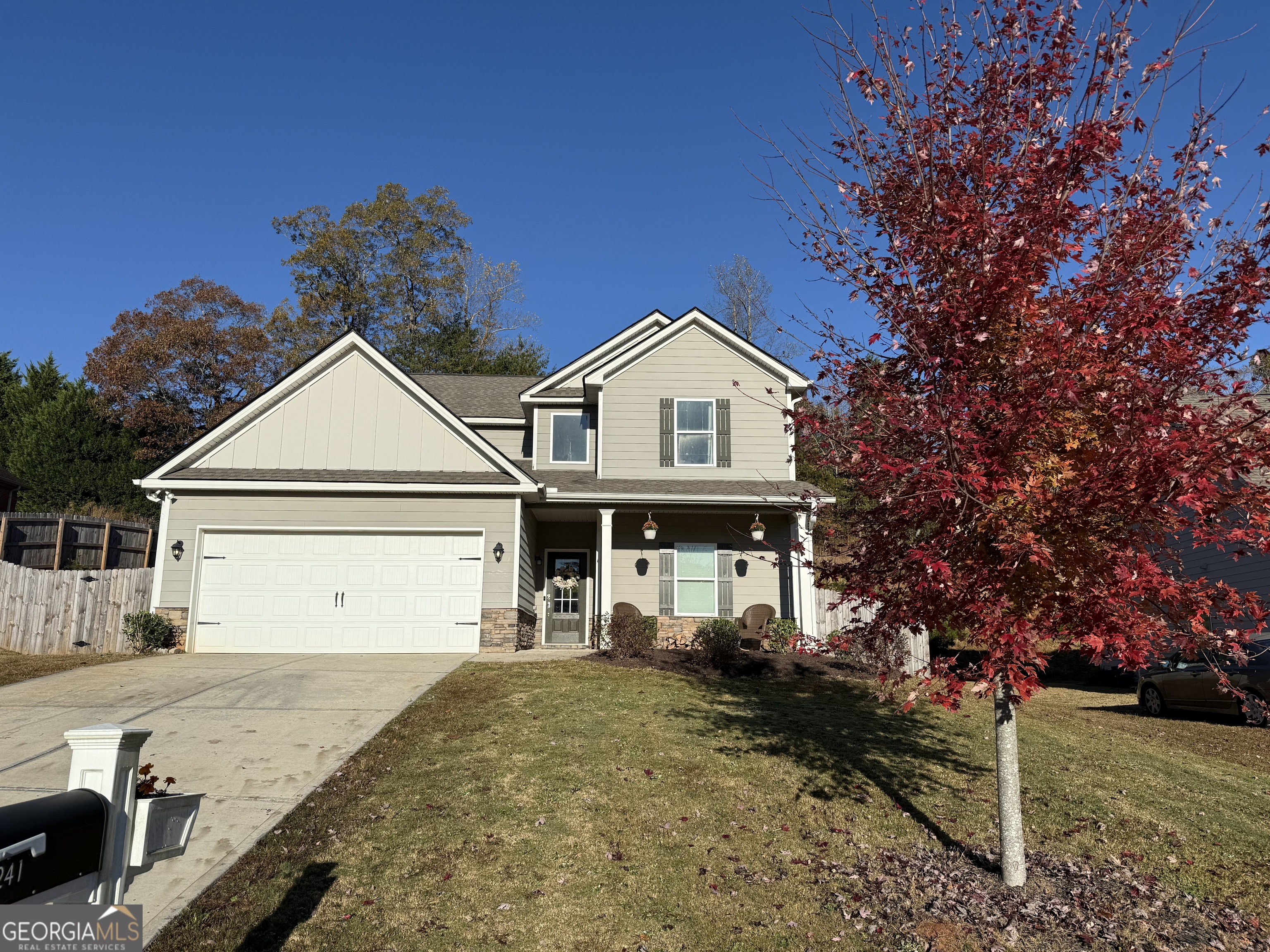 241 Huntington Manor CT
