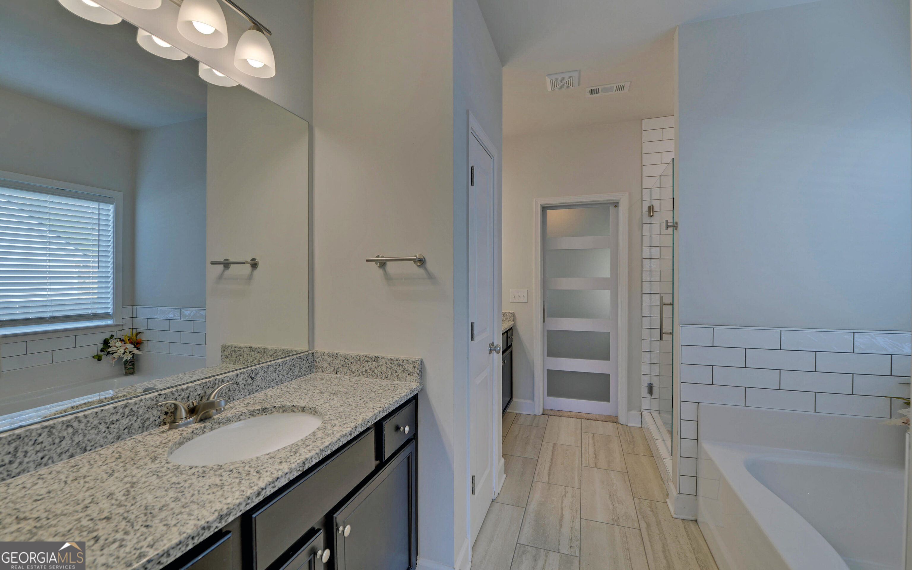 Huntington Manor - Residential