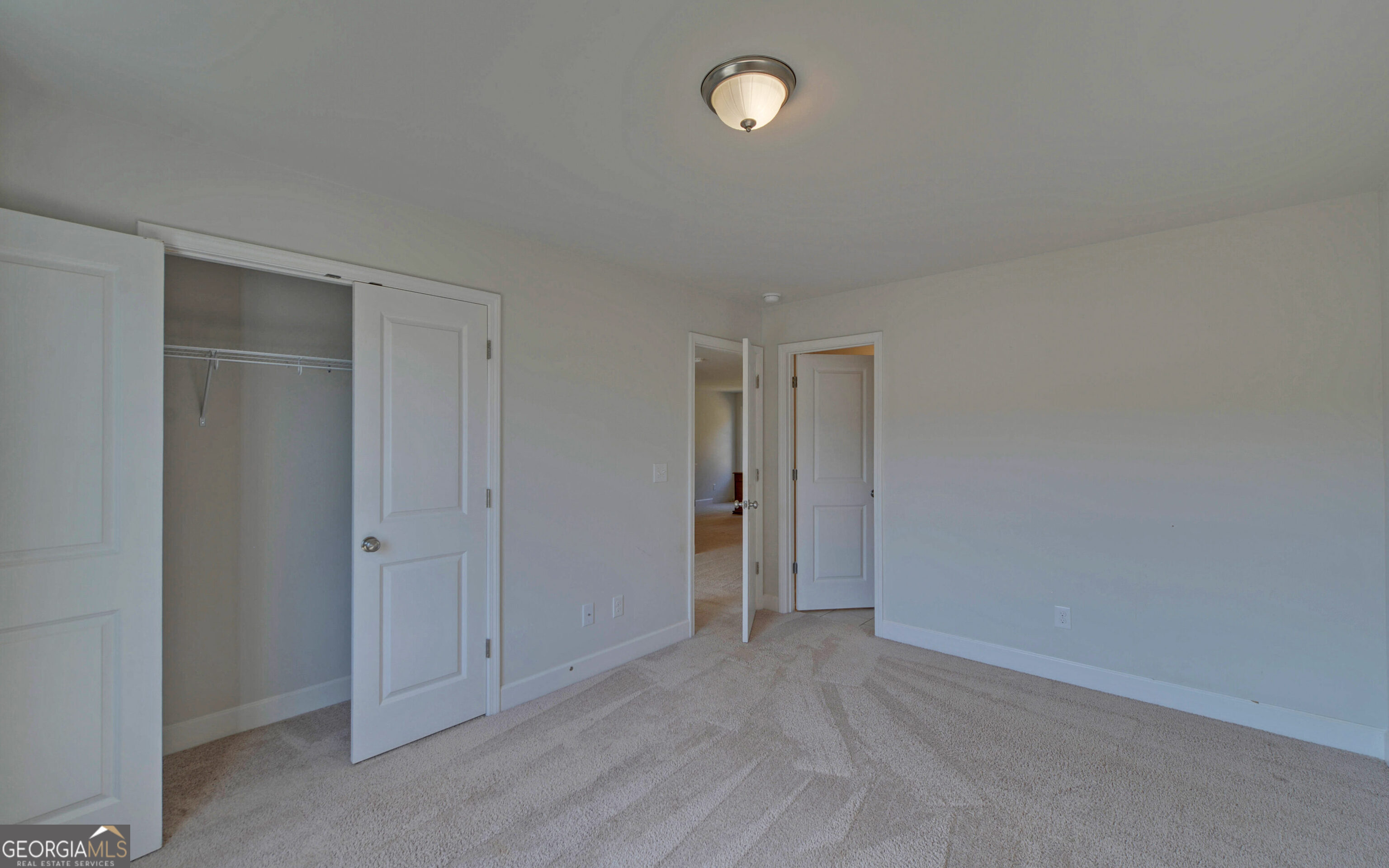 Huntington Manor - Residential