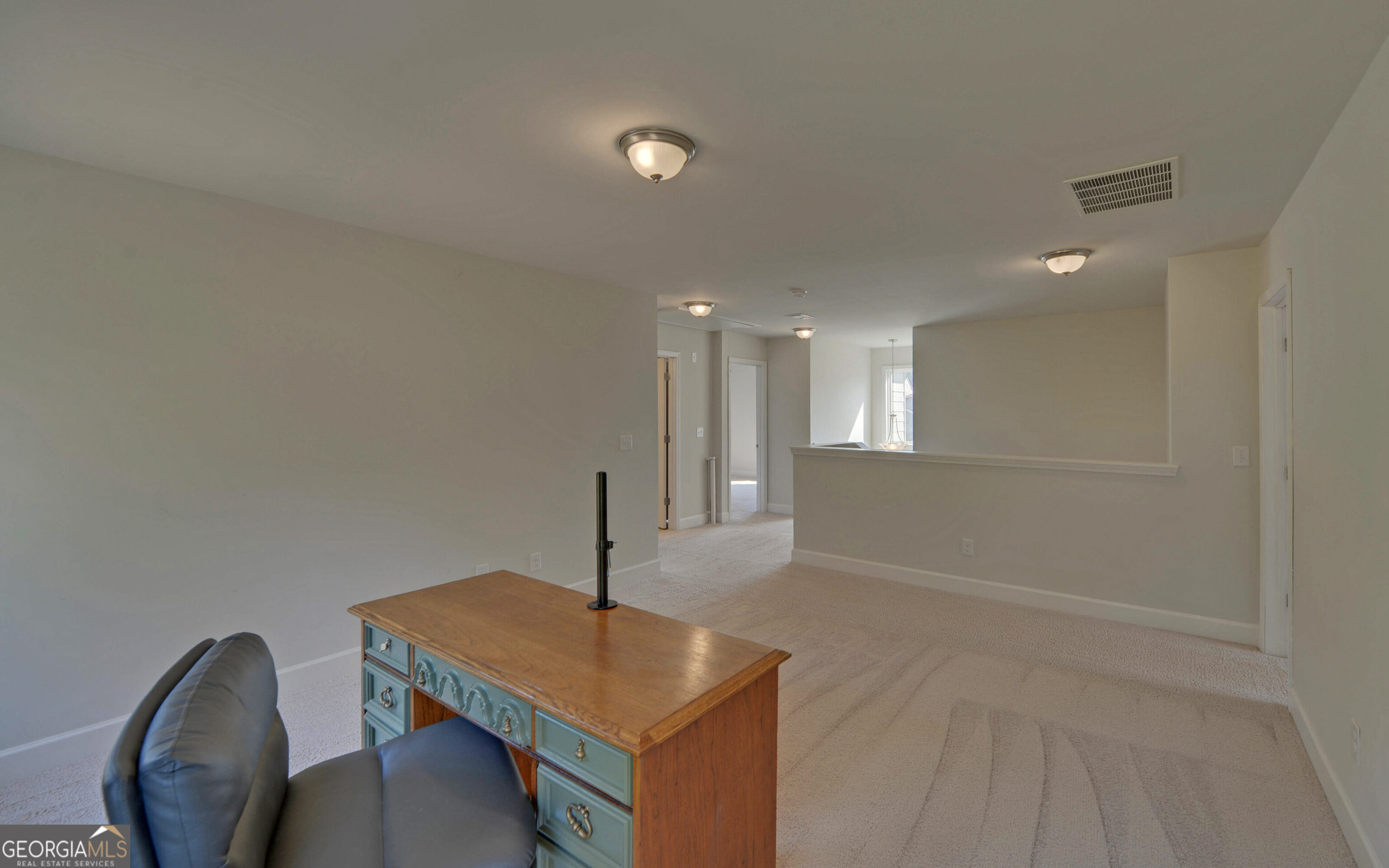 Huntington Manor - Residential