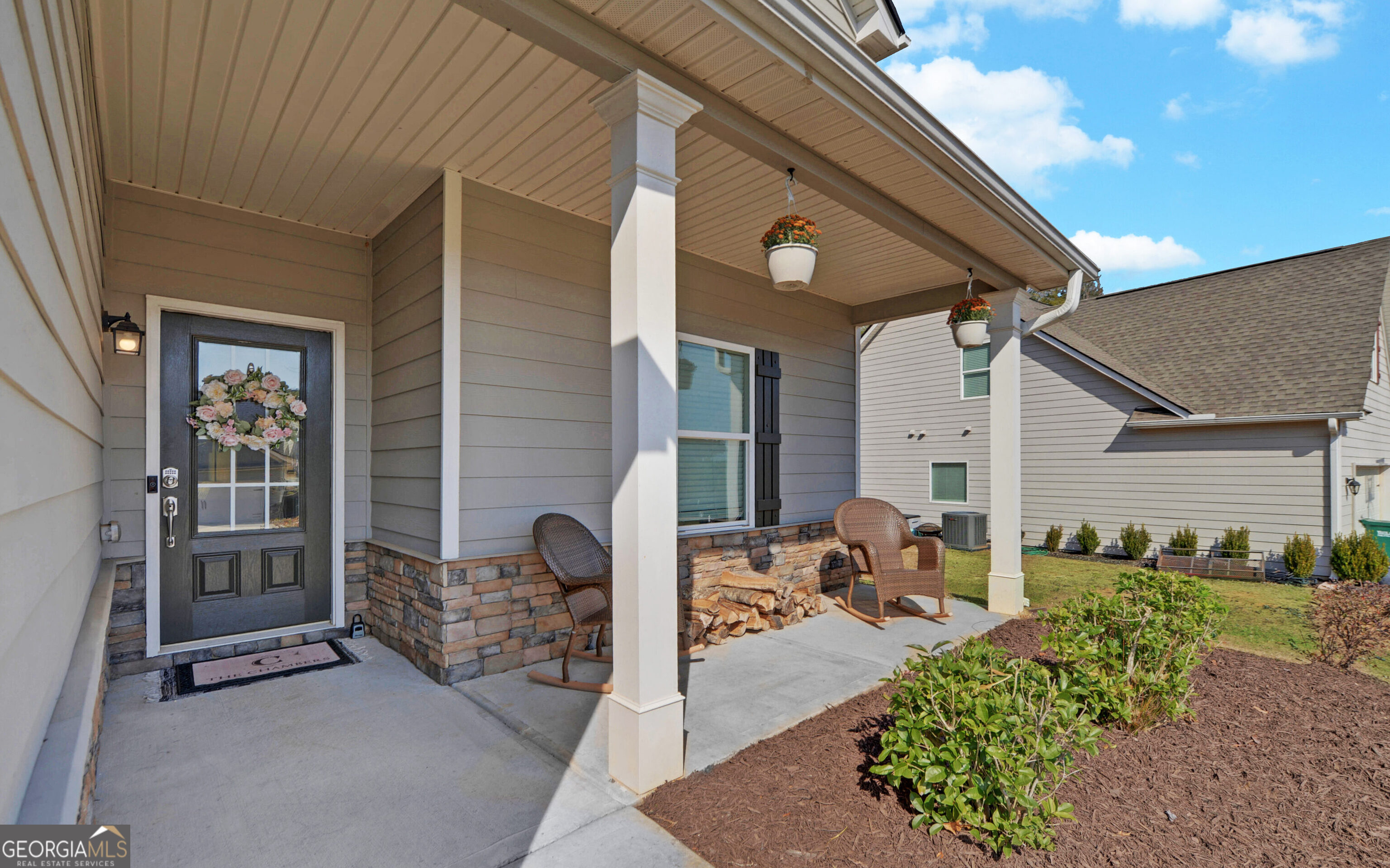 241 Huntington Manor CT