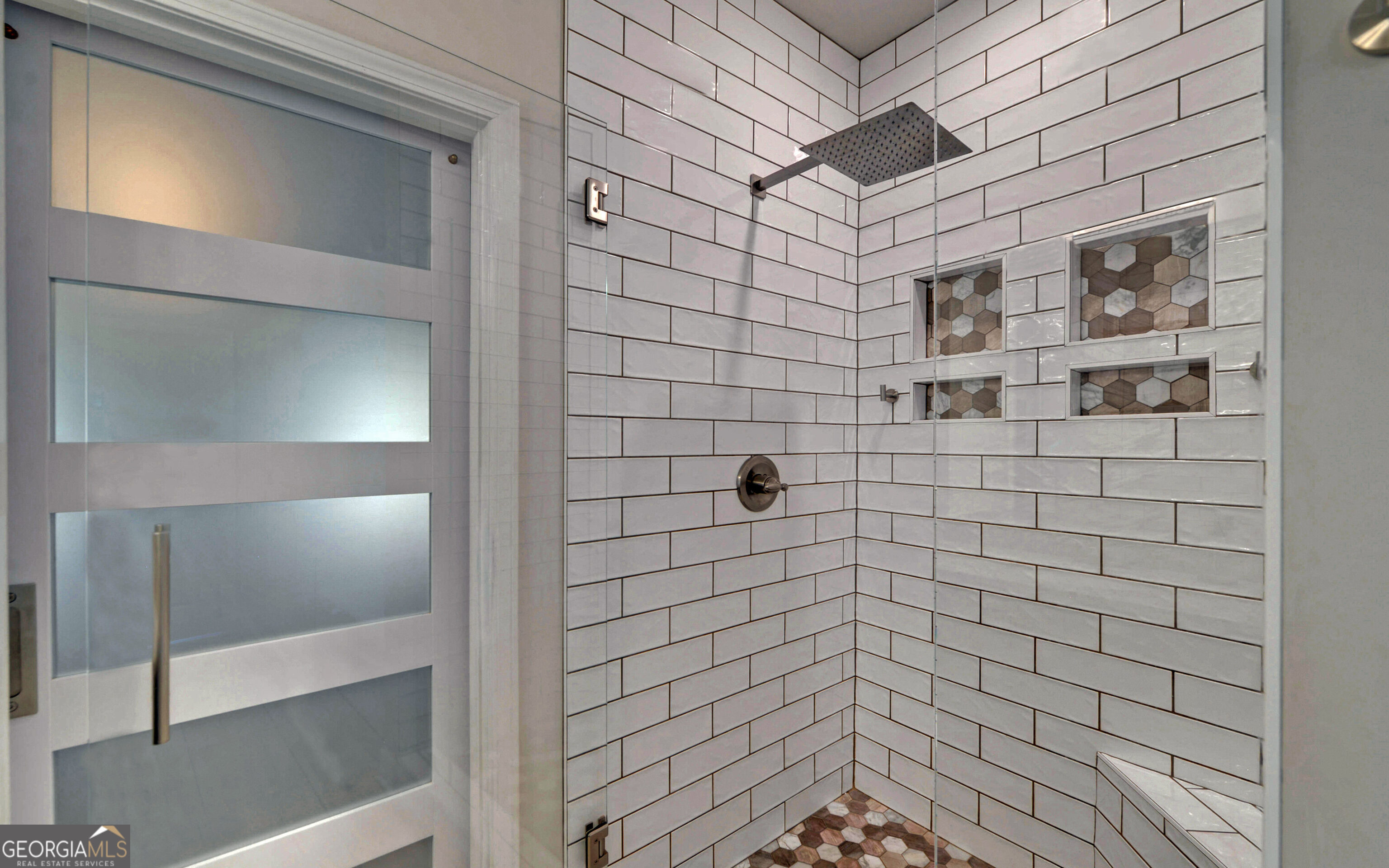 Huntington Manor - Residential