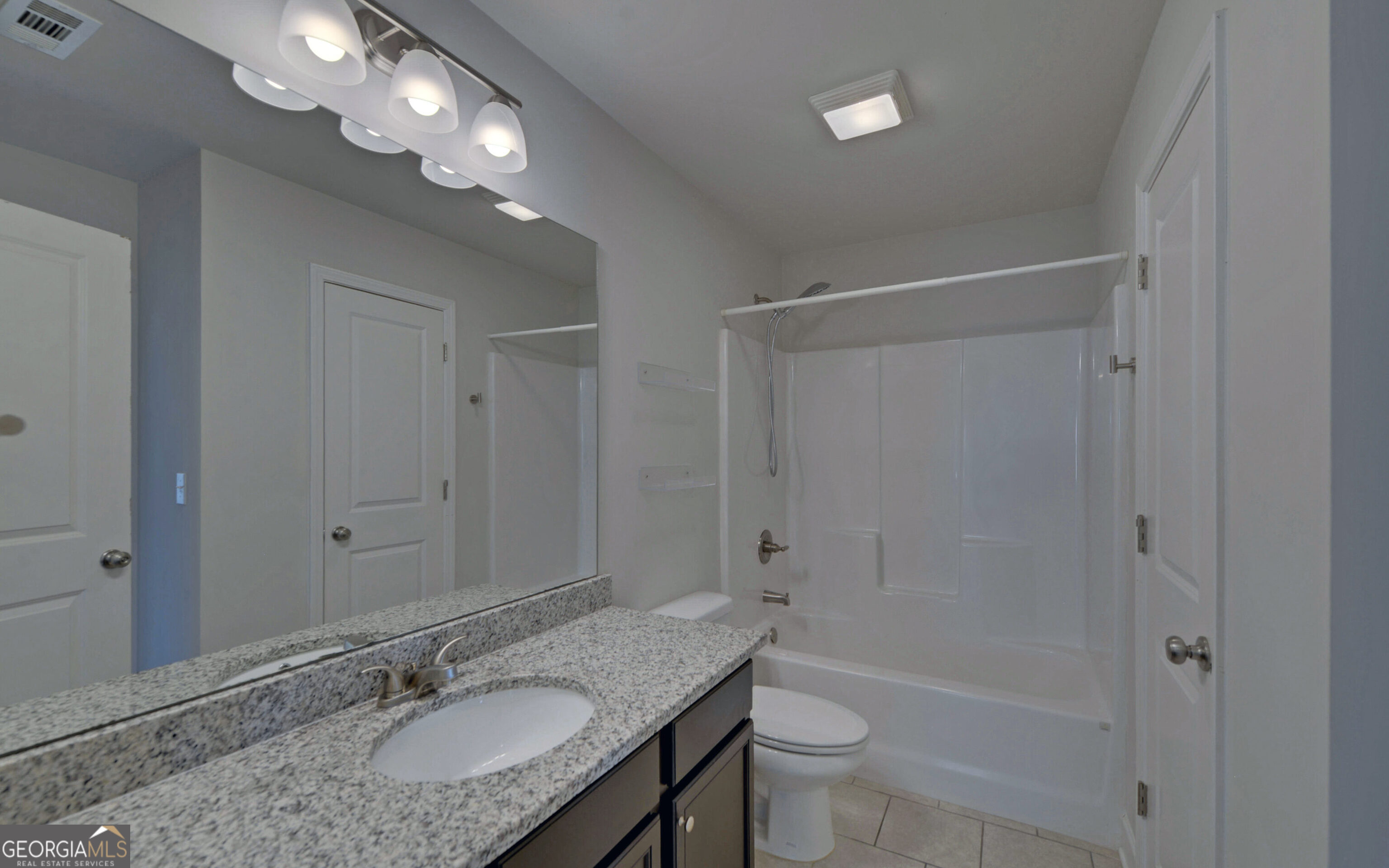 Huntington Manor - Residential