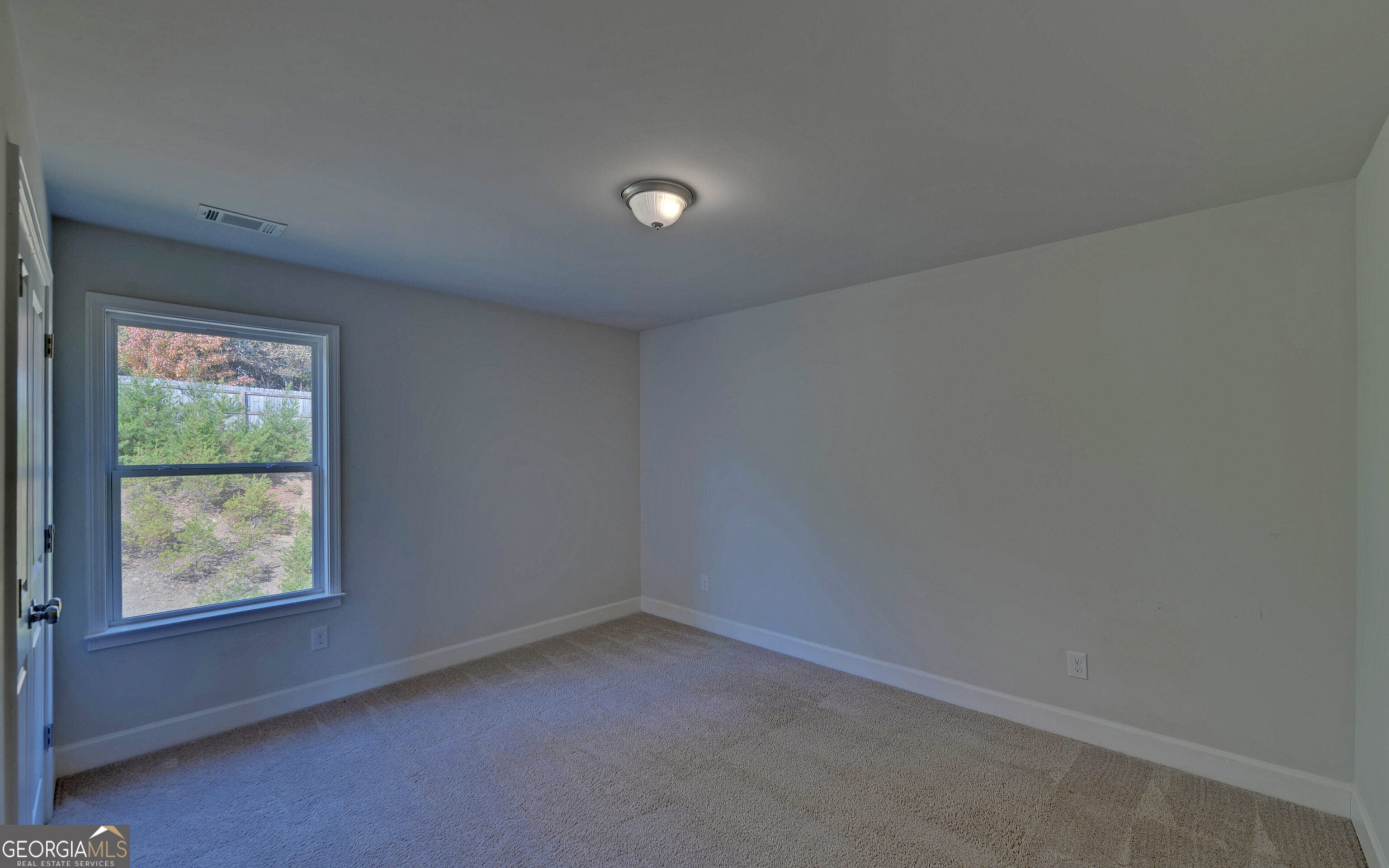 Huntington Manor - Residential