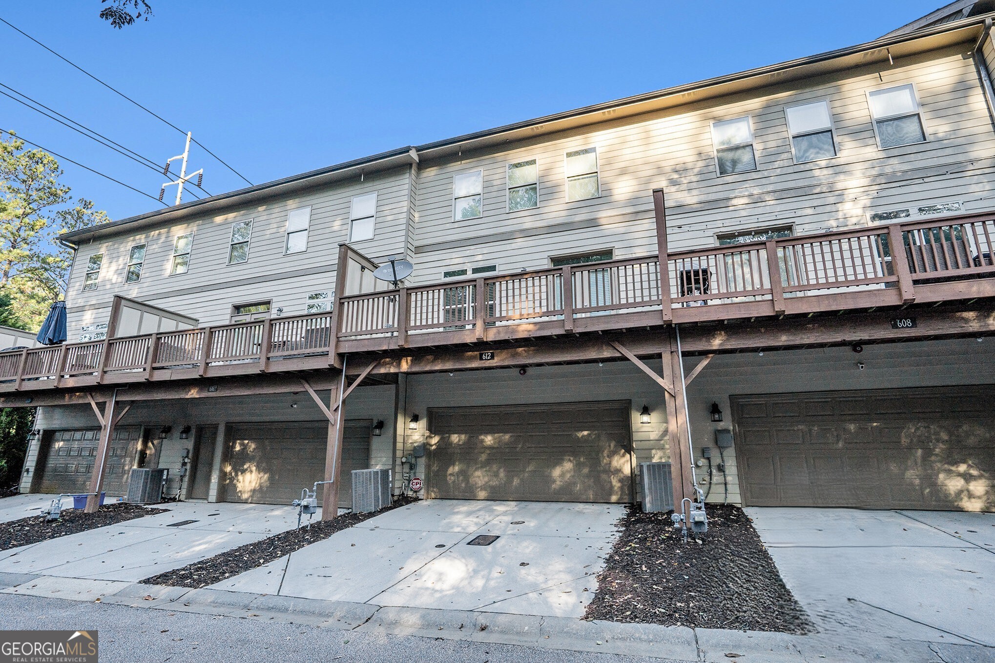 Laurel Gate Townhomes - Residential Lease