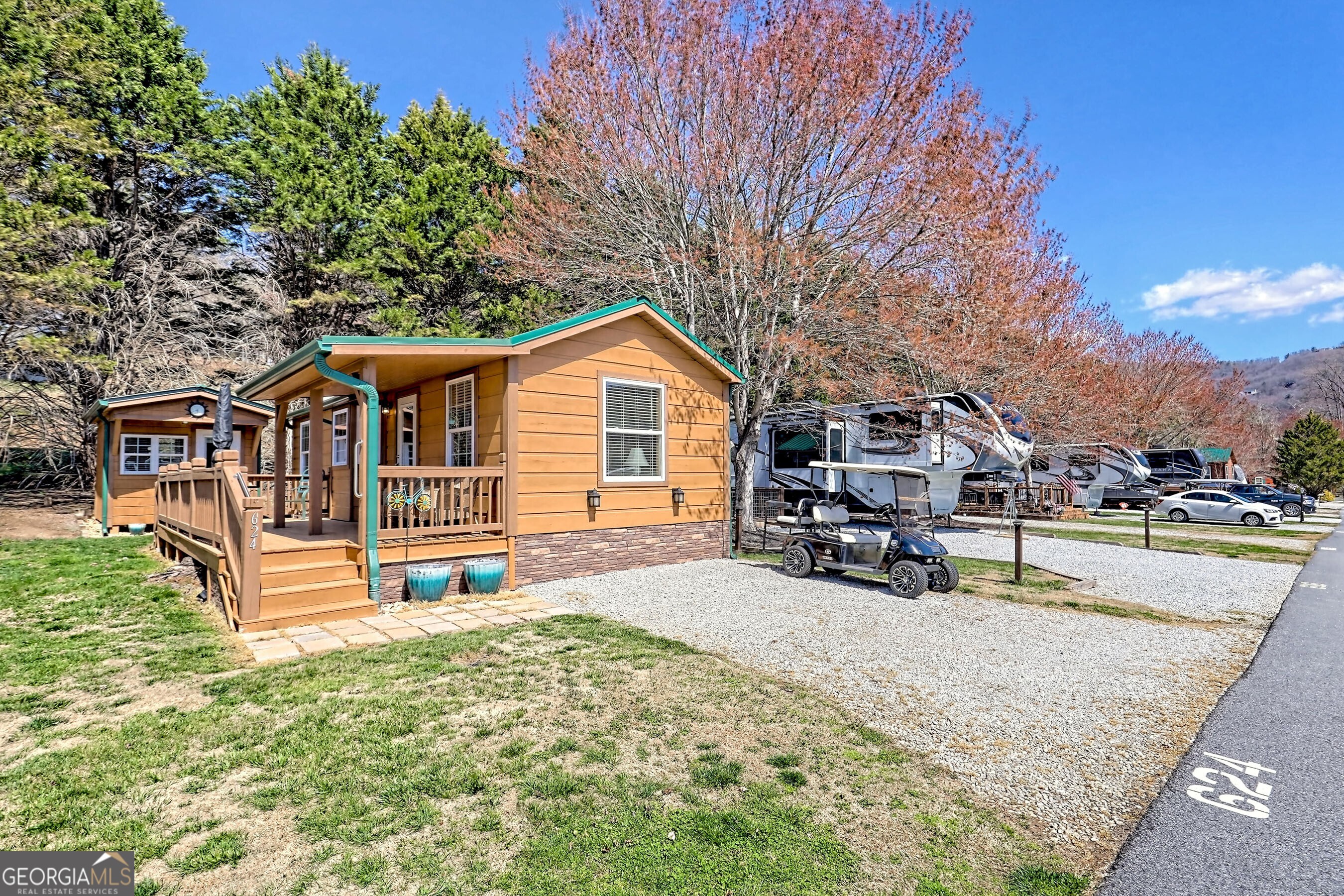 624 River Vista