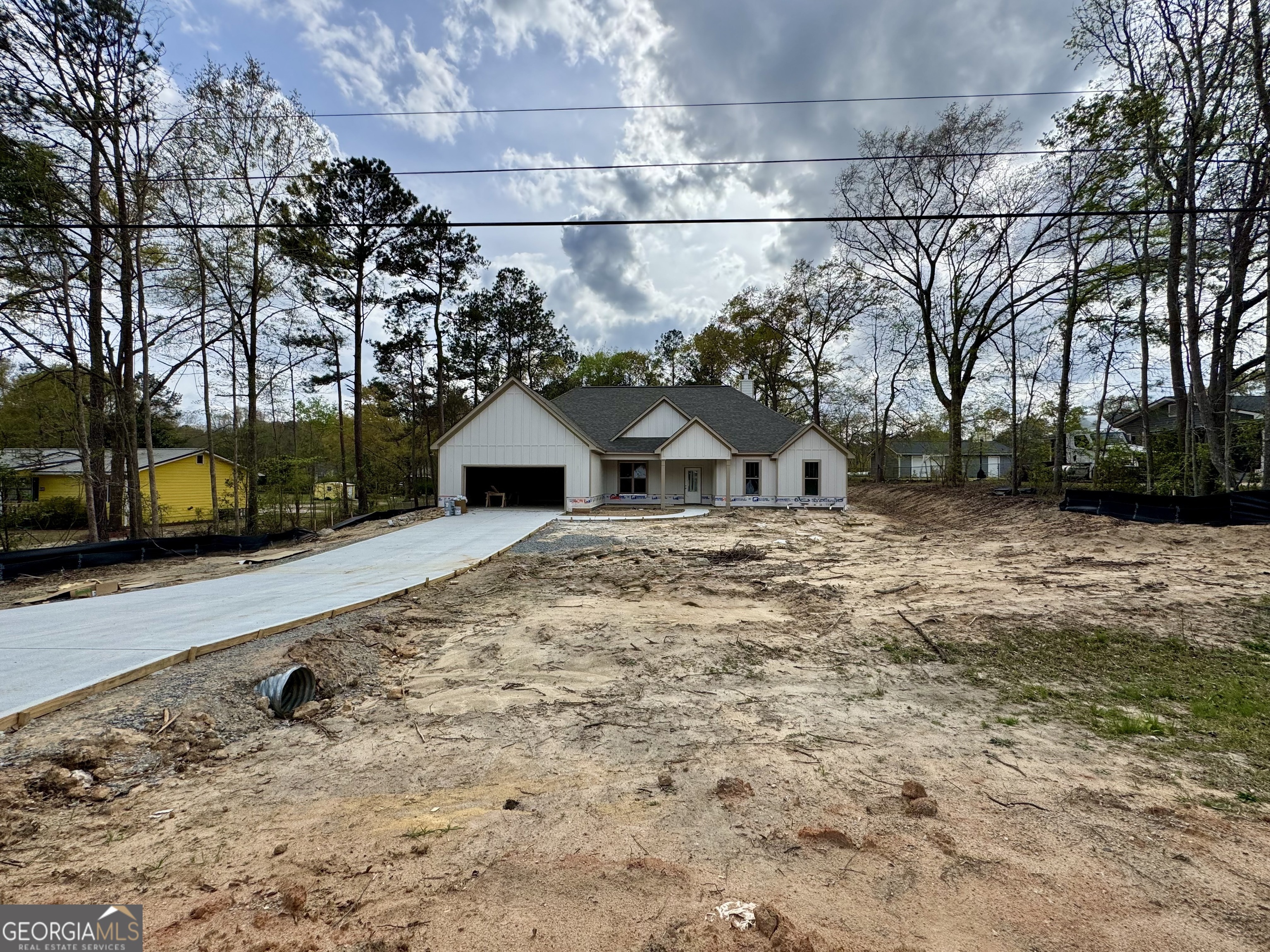133 Country World DR
